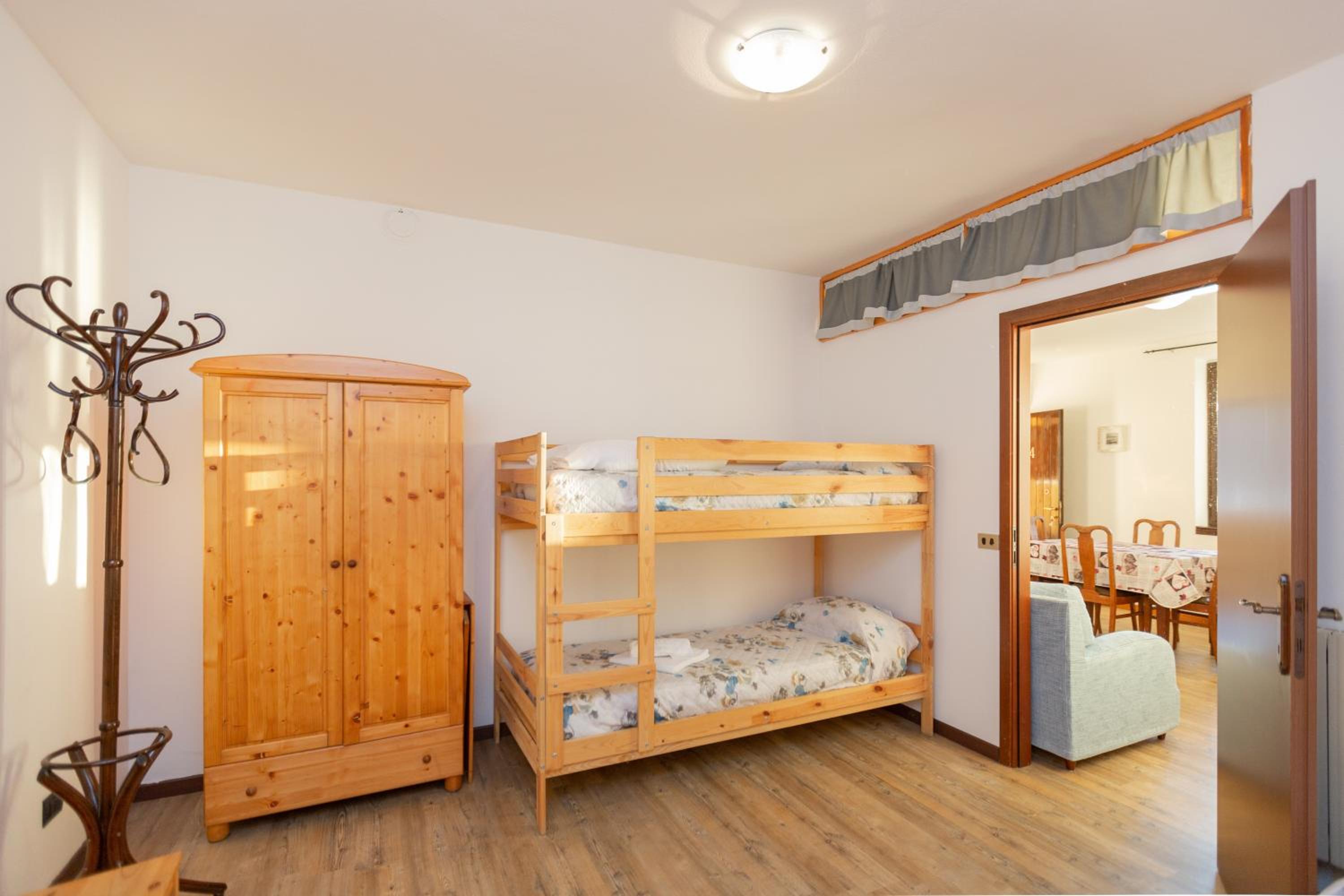 Maisonette photo 1