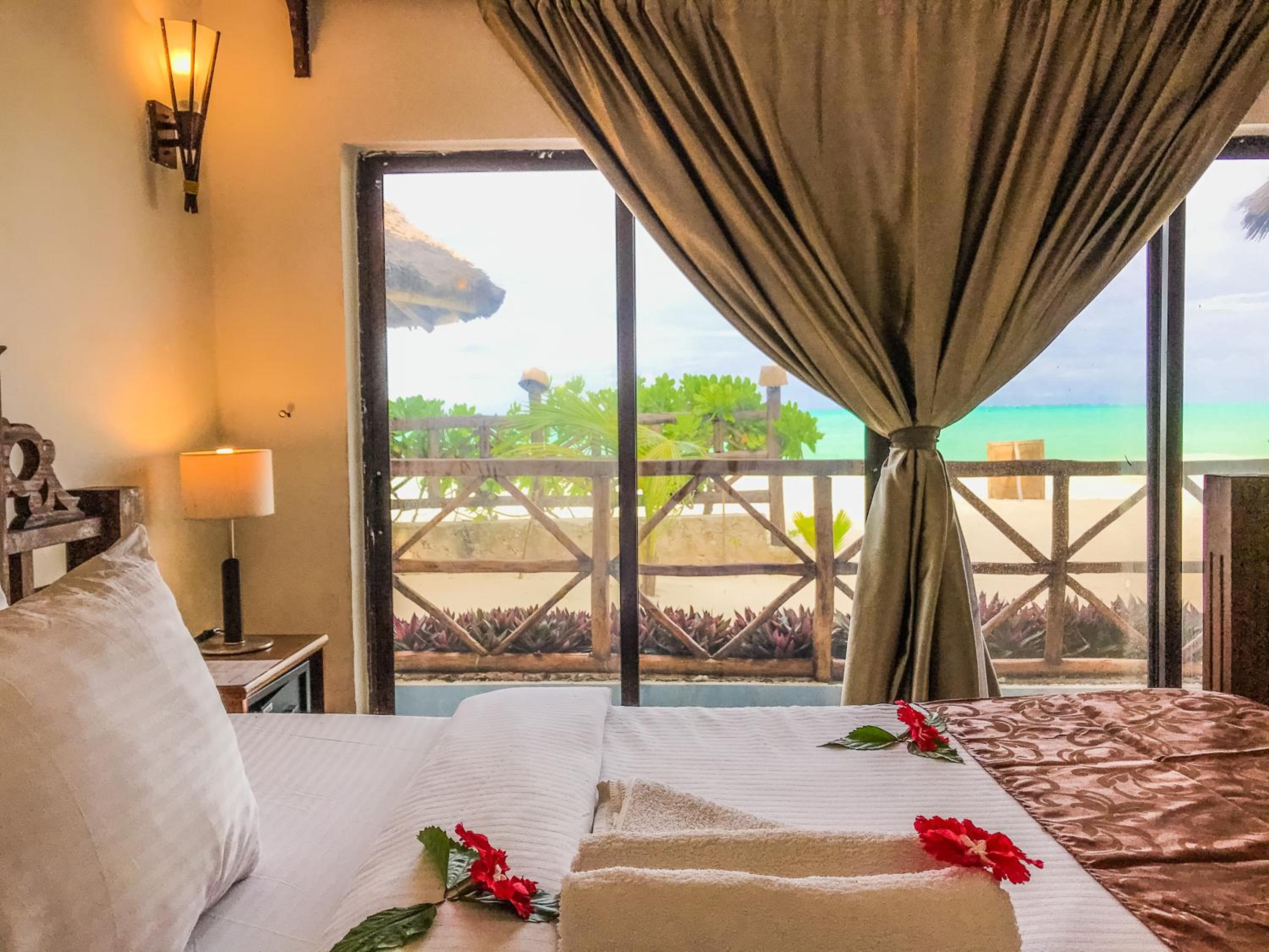 Deluxe Double Room with Balcony and Sea View