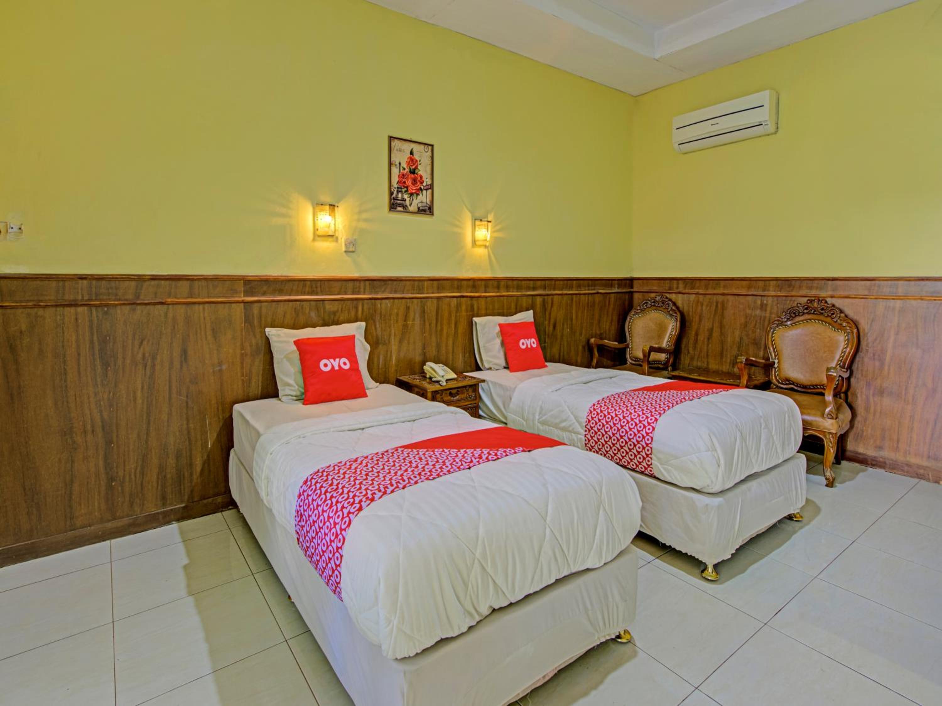 Delxue Twin Room - Photo 5