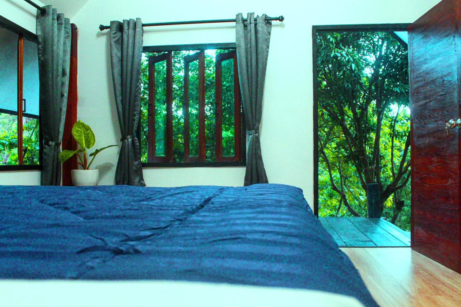  Single Bed King Size with Balcony - Photo 1