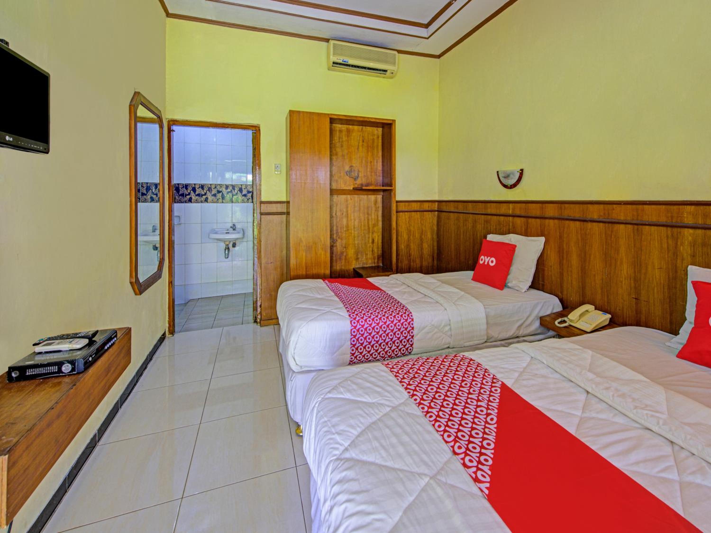 Standard Twin Room - Photo 4