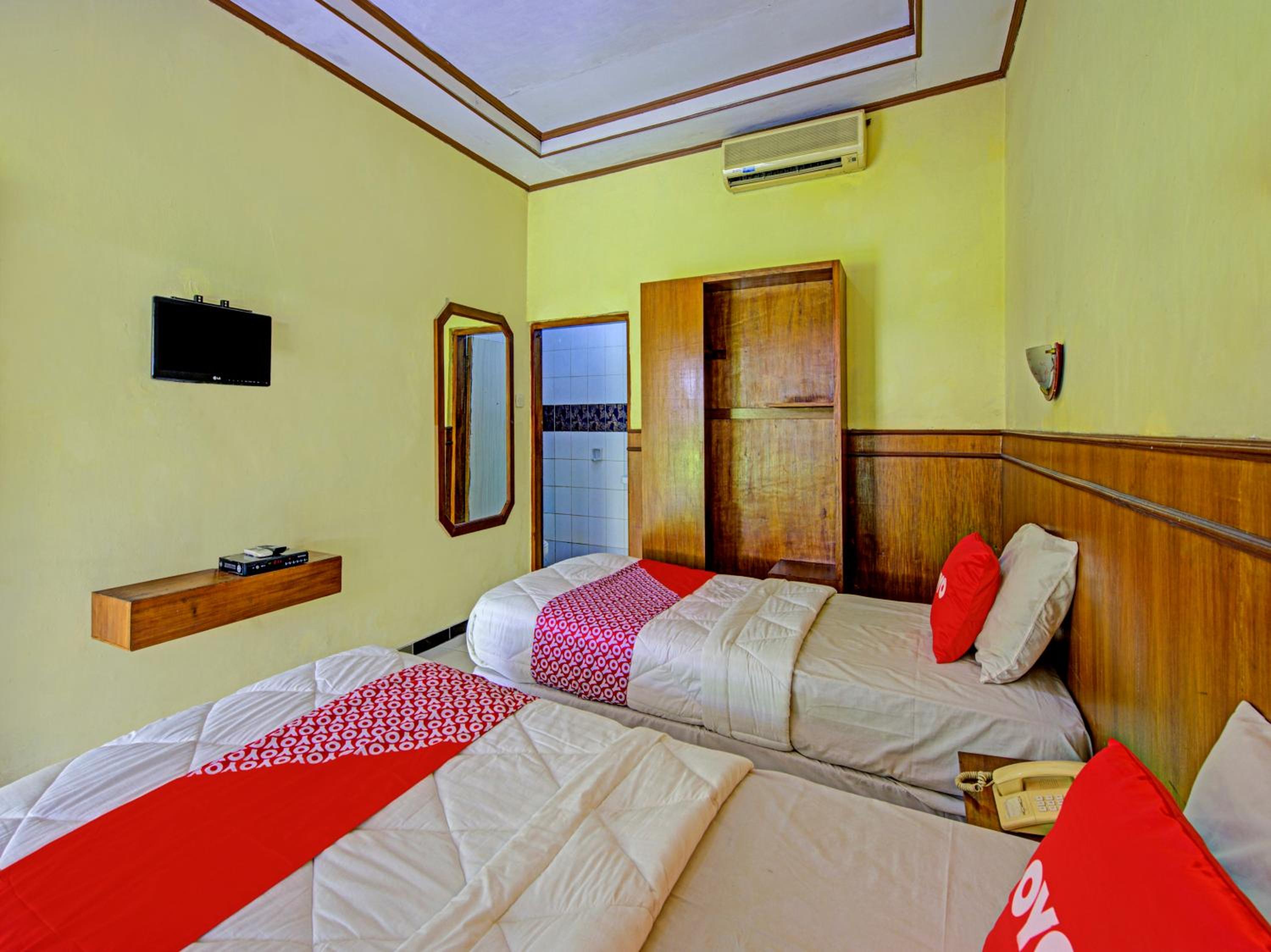 Standard Twin Room - Photo 5