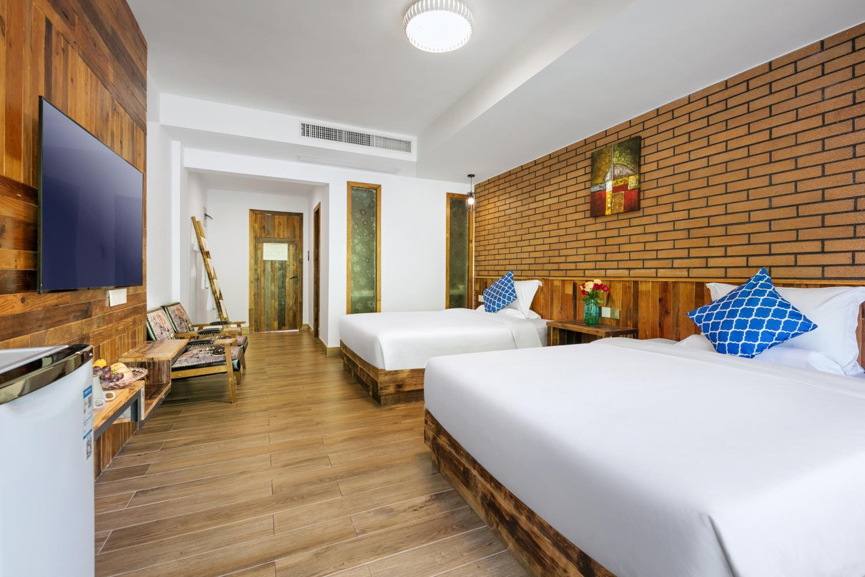 Deluxe Twin Room photo 3