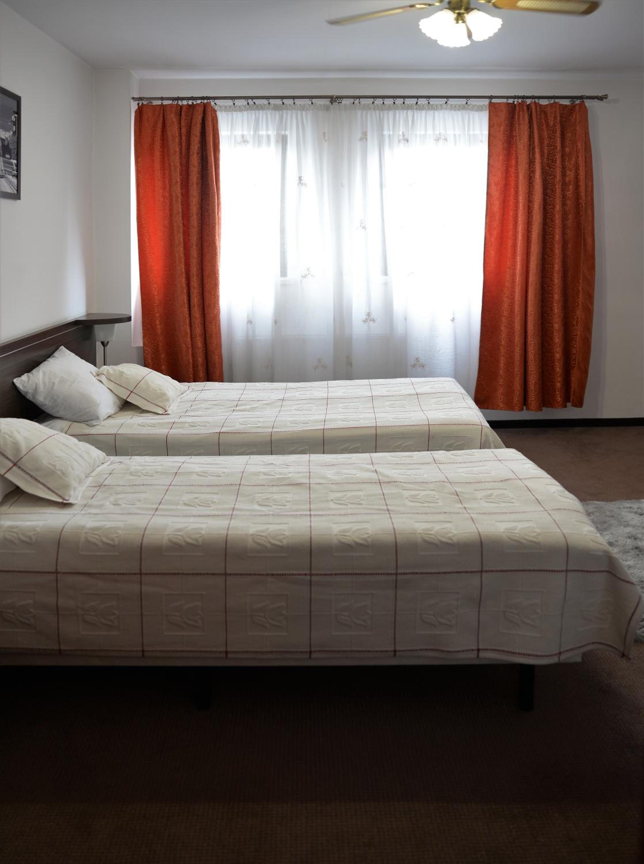 Double Room - Photo 1