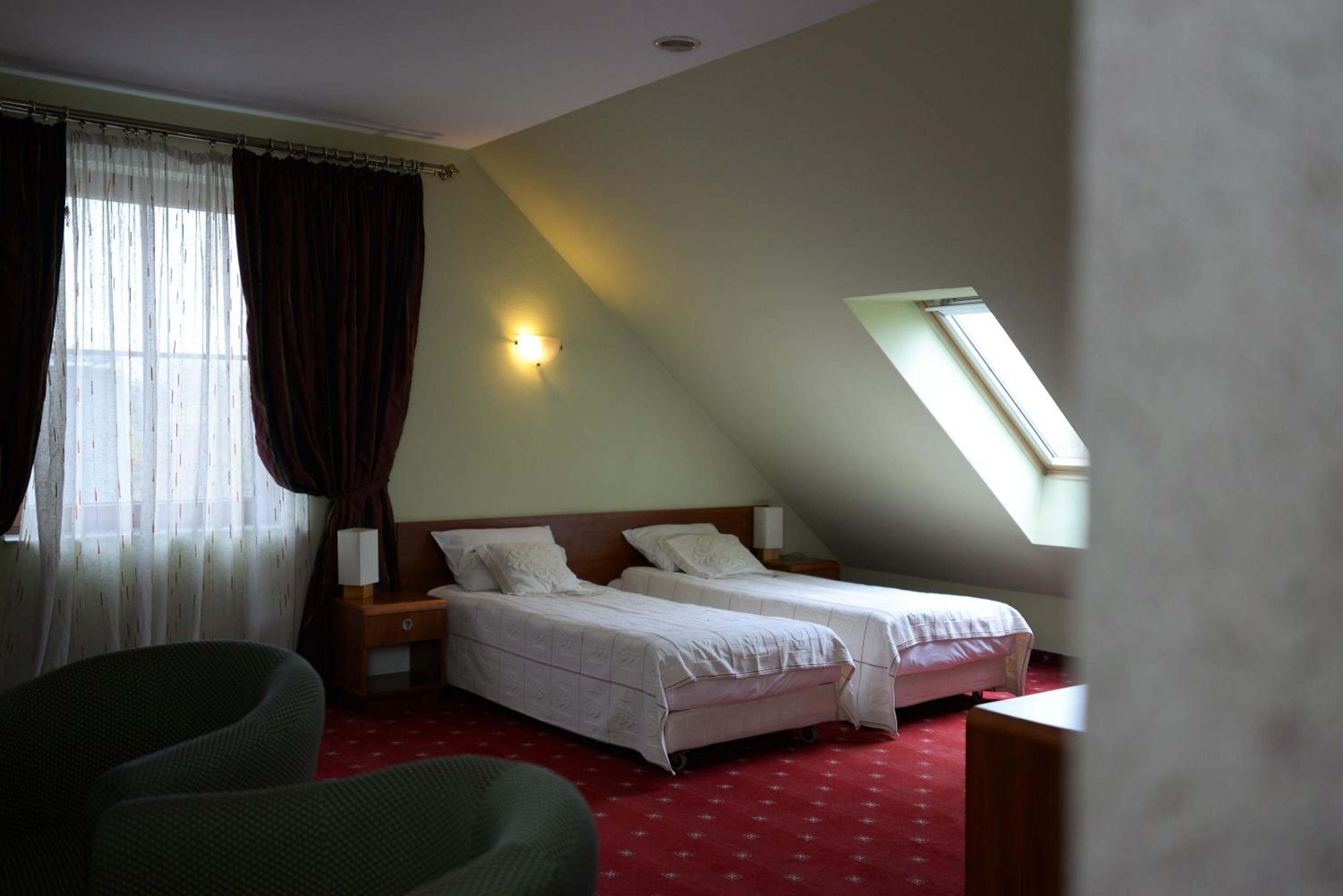 Deluxe Triple Room - Photo 3