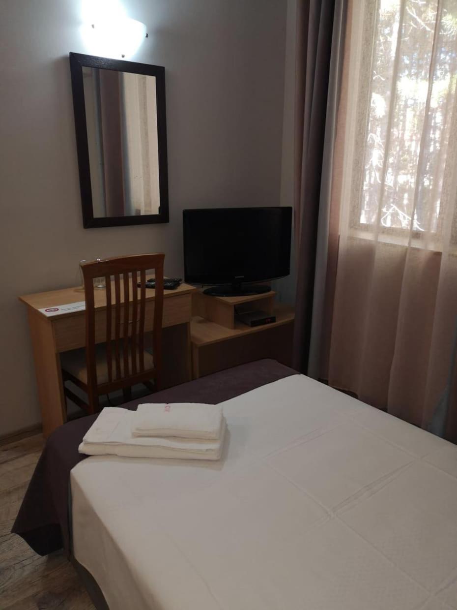 Double Or Twin Room - Photo 24