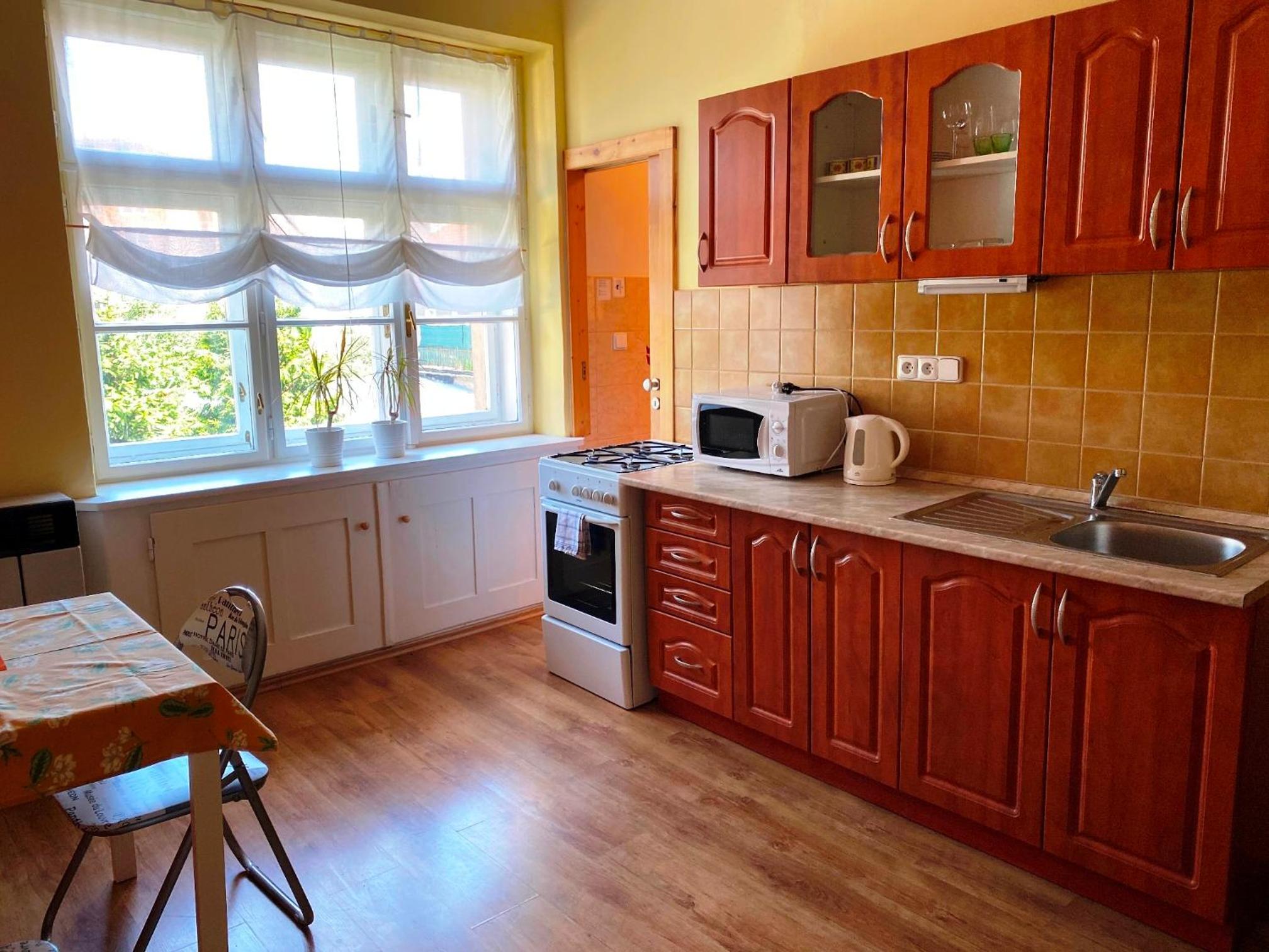 One-Bedroom Apartment - Photo 33