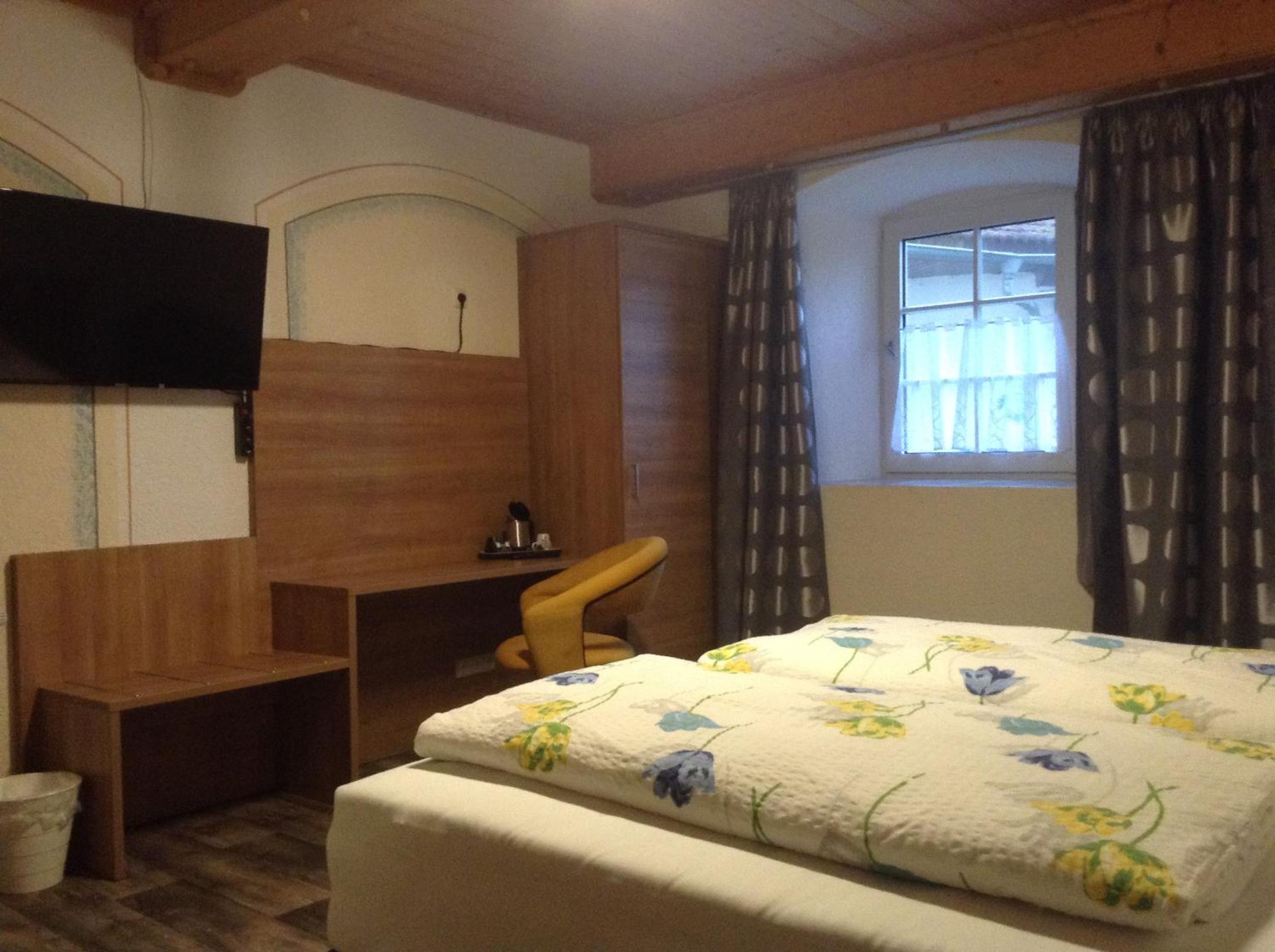 Double or Twin Room - Photo 1