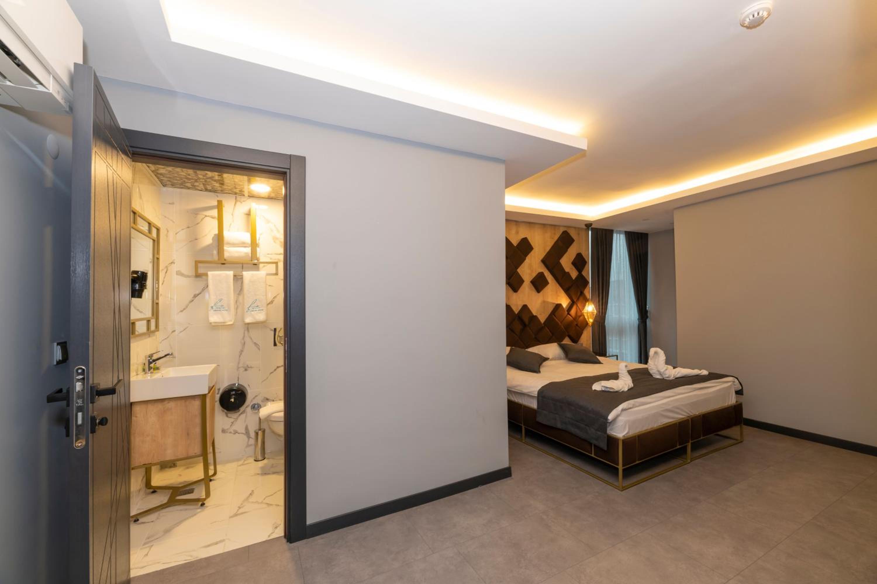 Deluxe Single Room photo 3