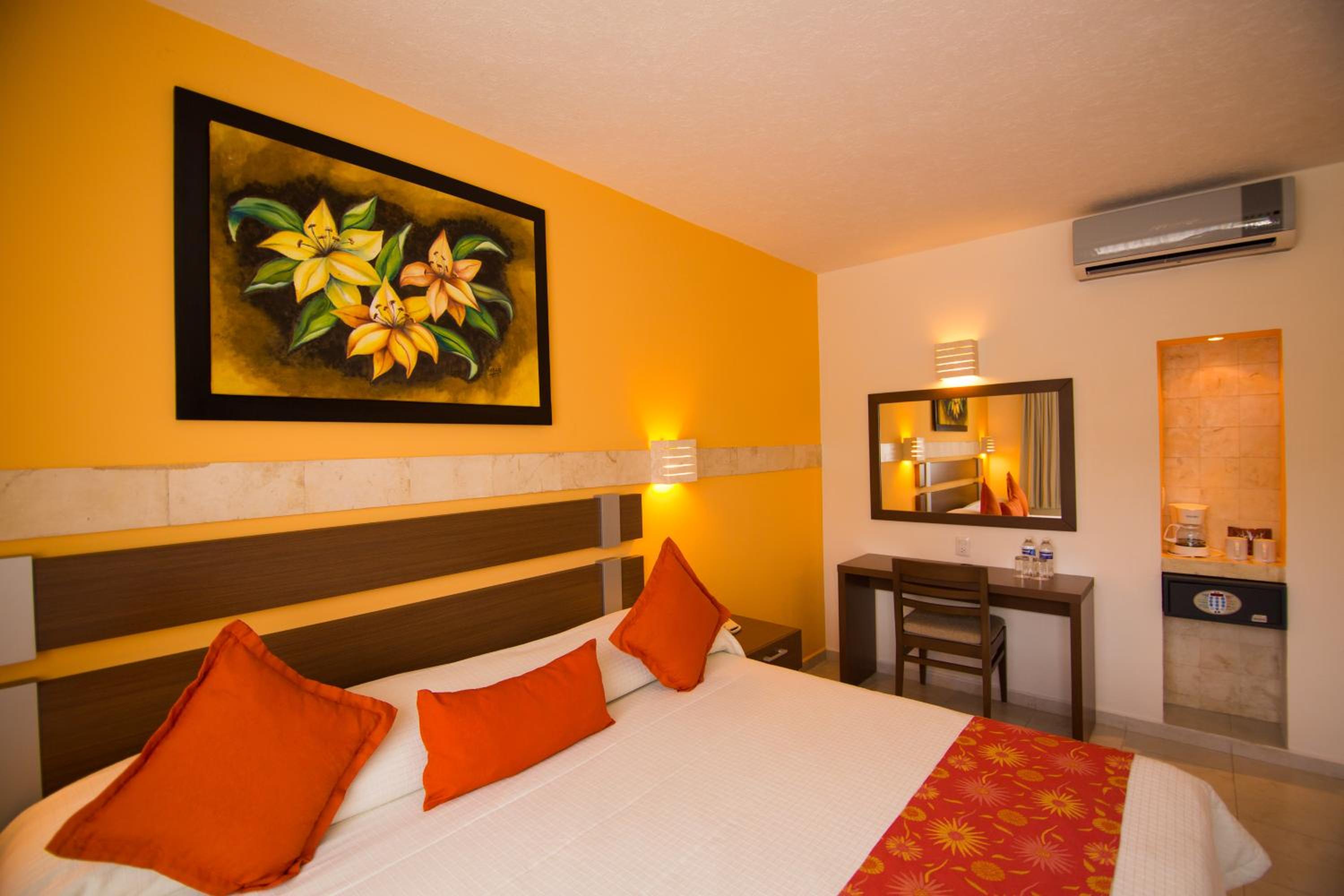King Room with Street View - Photo 5