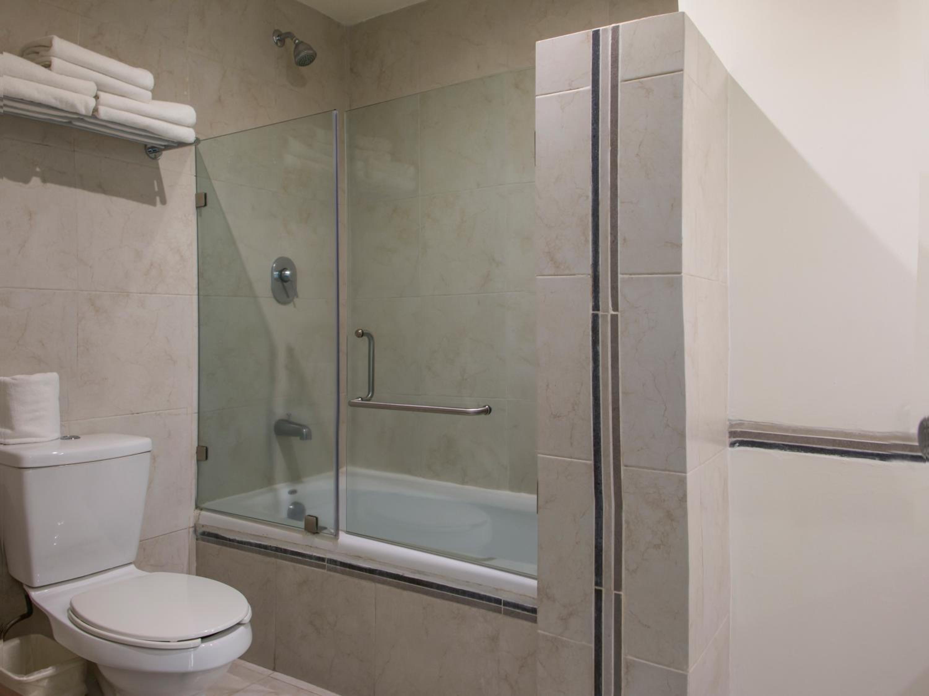 King Room with Street View - Photo 6