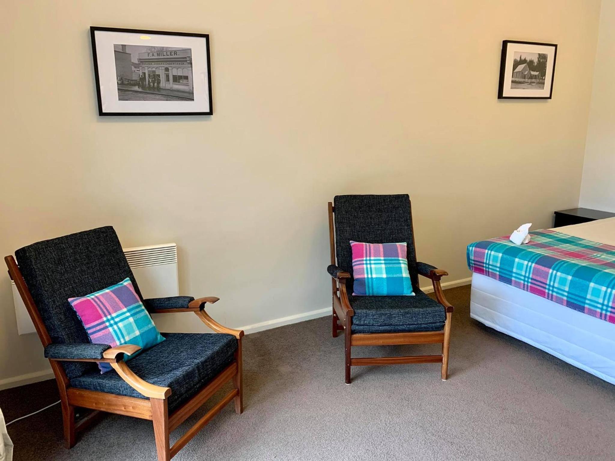 Queen Room - Disability Access - Photo 2
