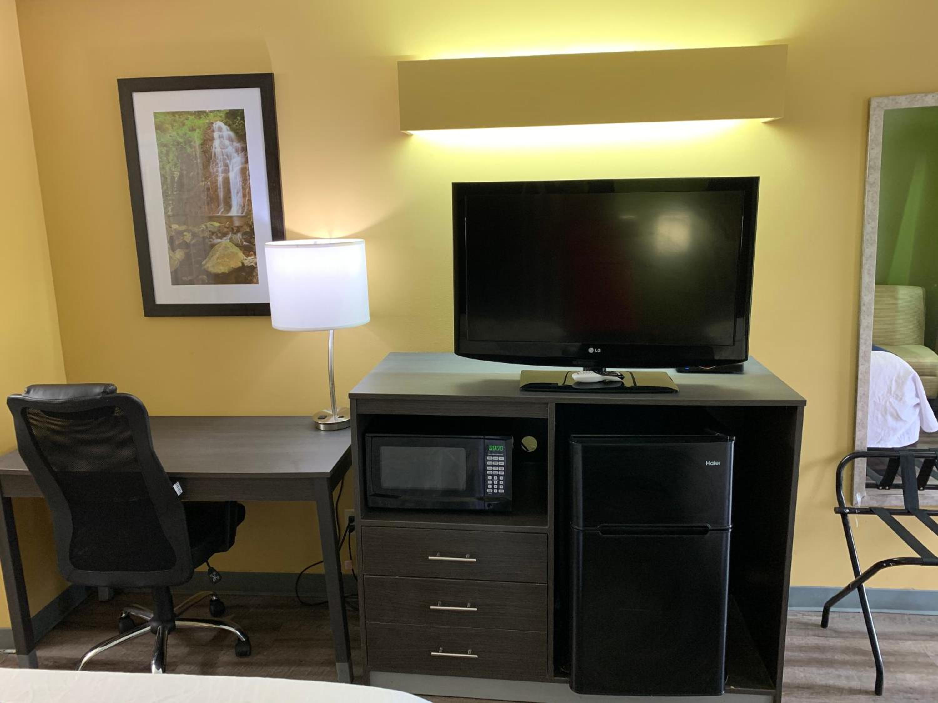 King Room - Mobility Access/Non-Smoking - Photo 3