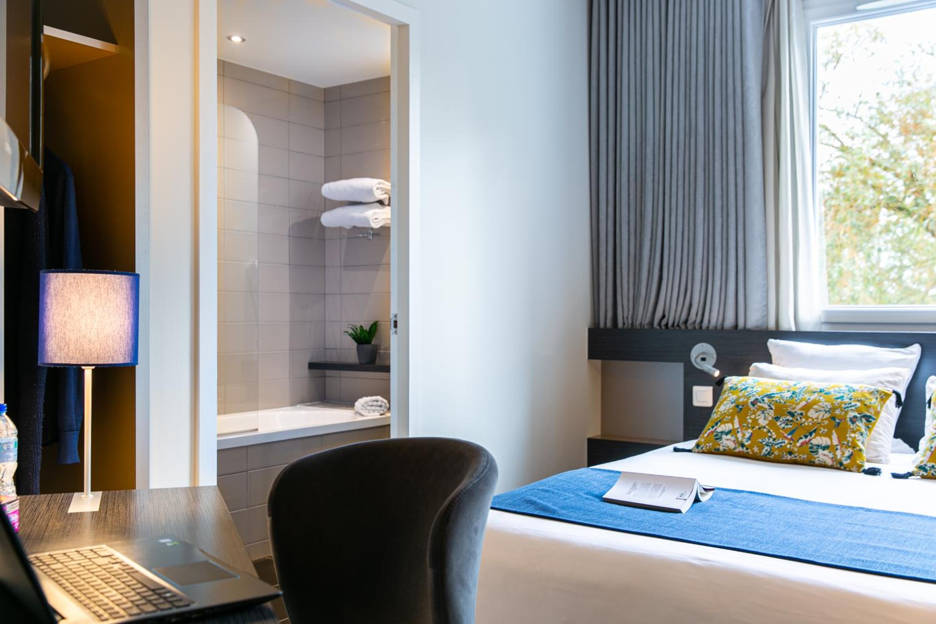 Superior Quadruple Room - Photo 4