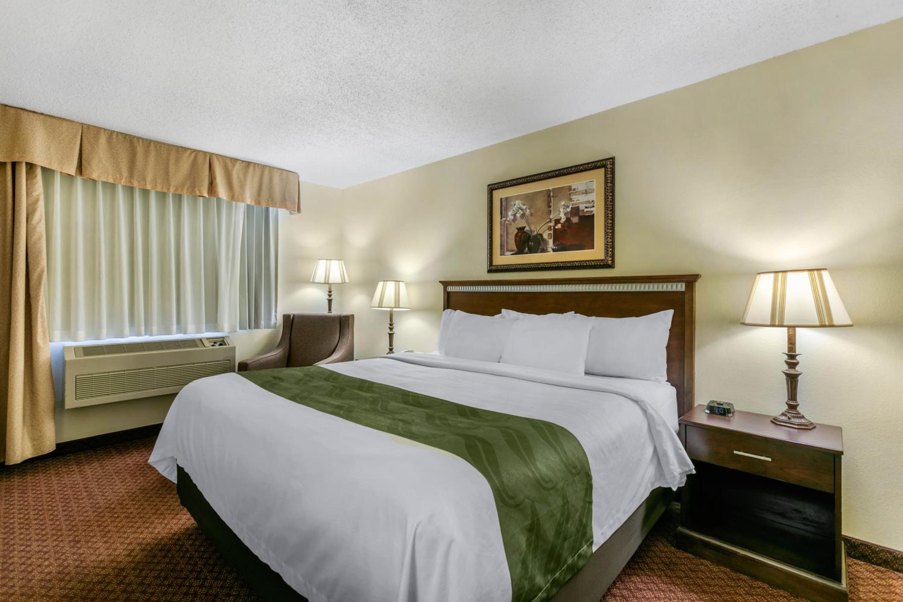 King Room - Disability Access/Non-Smoking - Photo 2