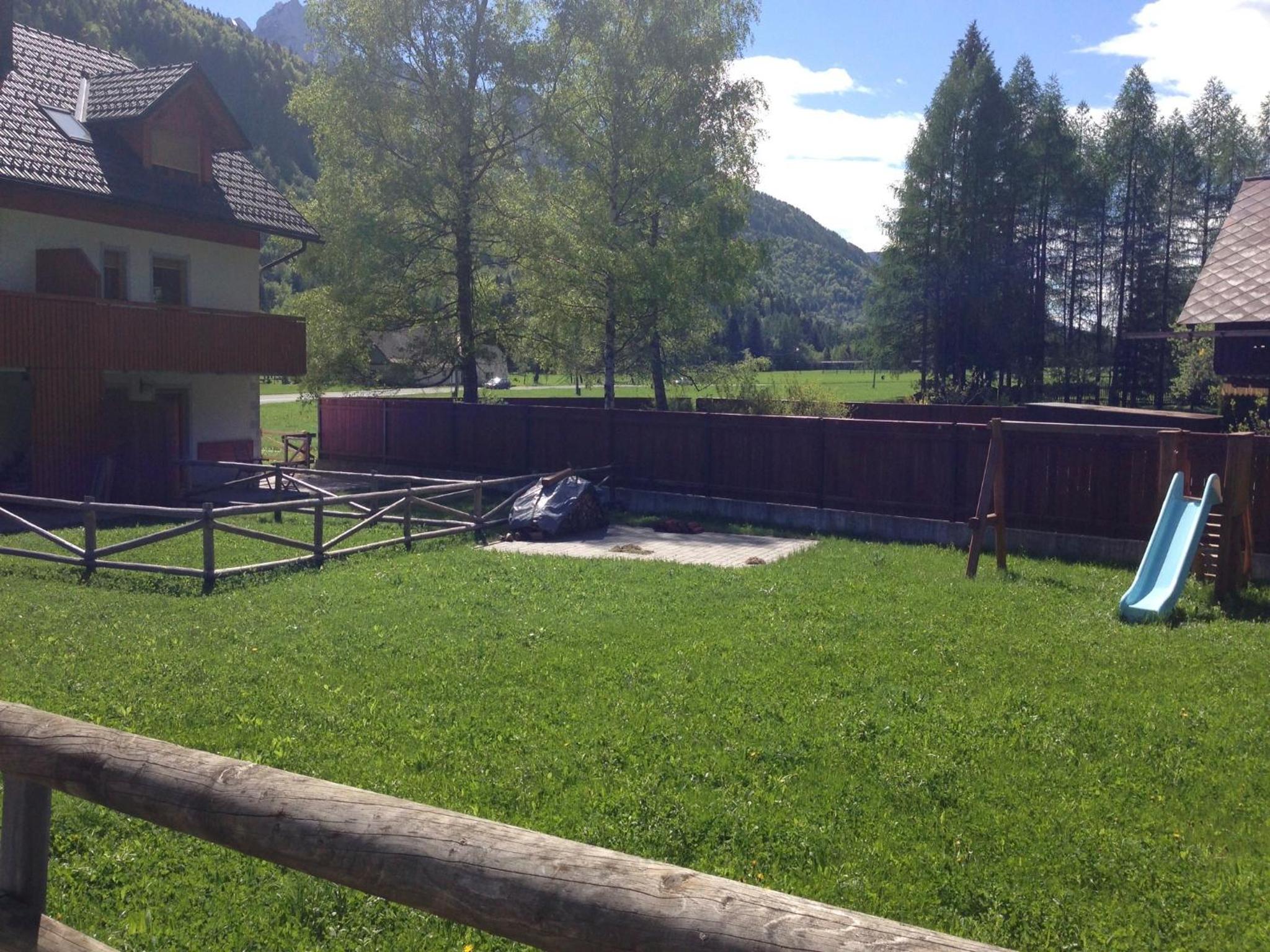 Family Apartment with Mountain View photo 3
