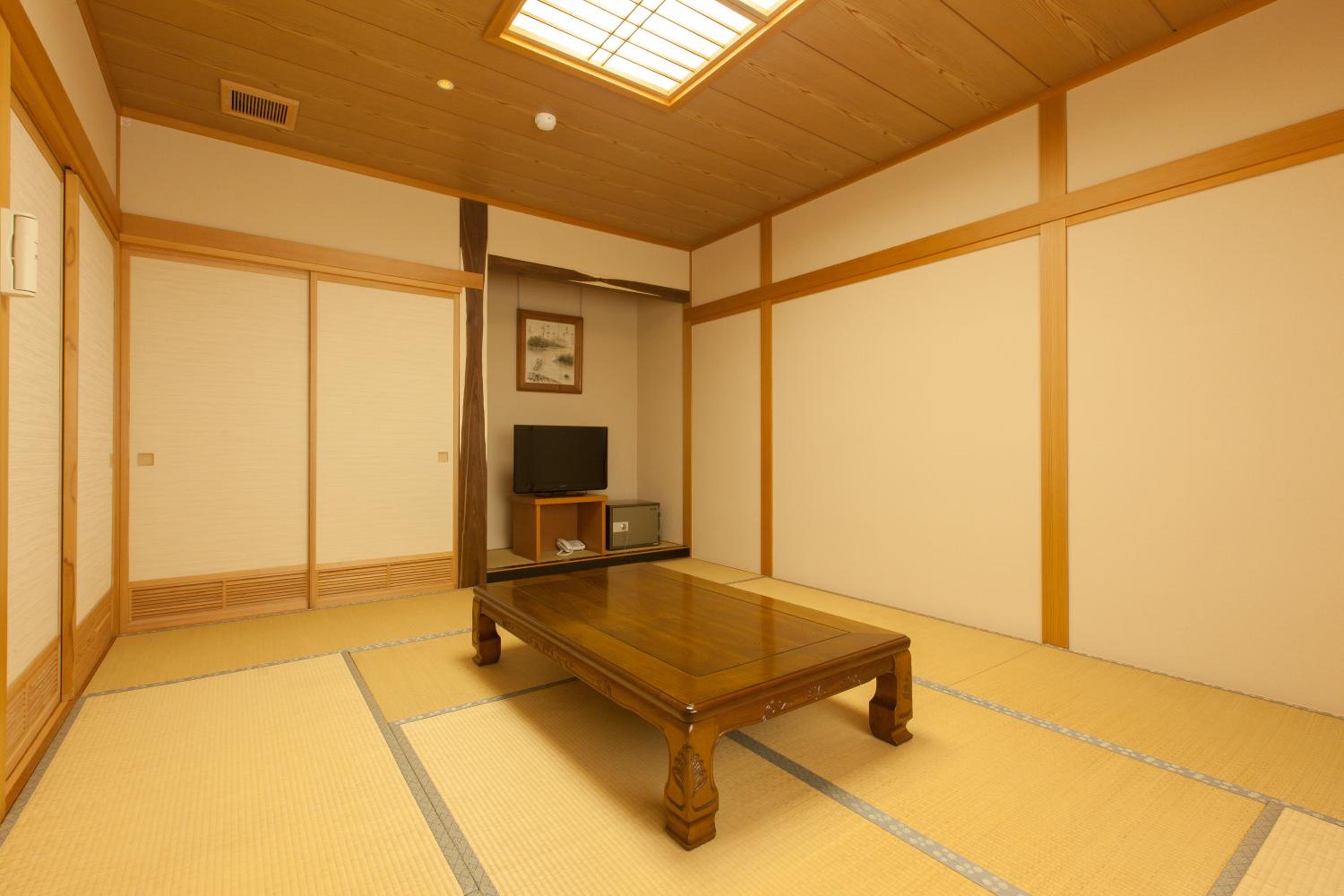Japanese-Style Room