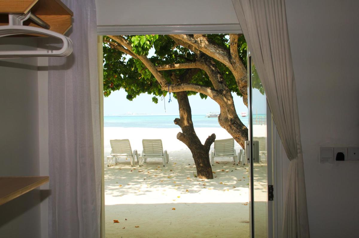 Double Room with Sea View photo 2