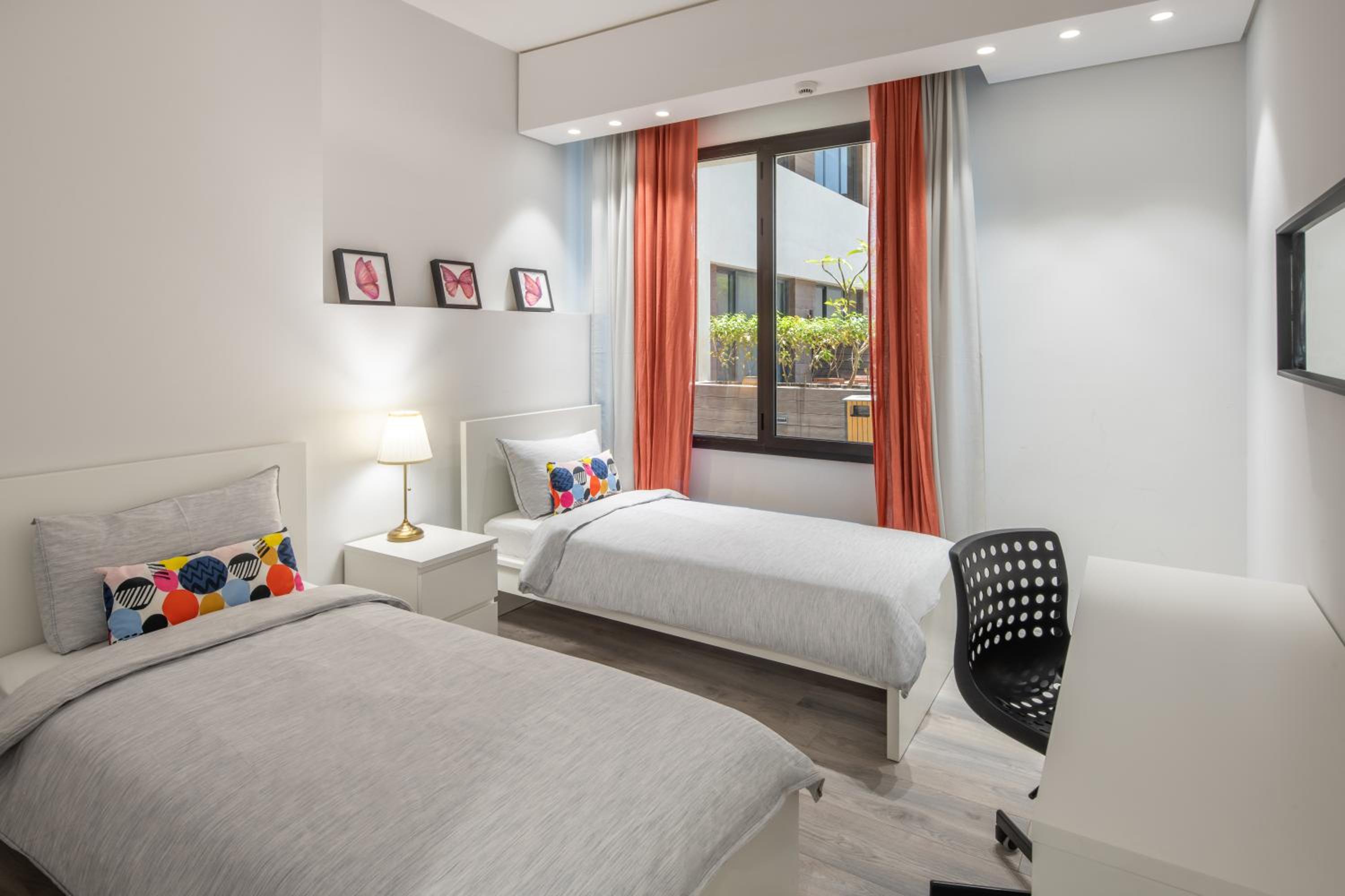 Three-Bedroom Apartment Garden View