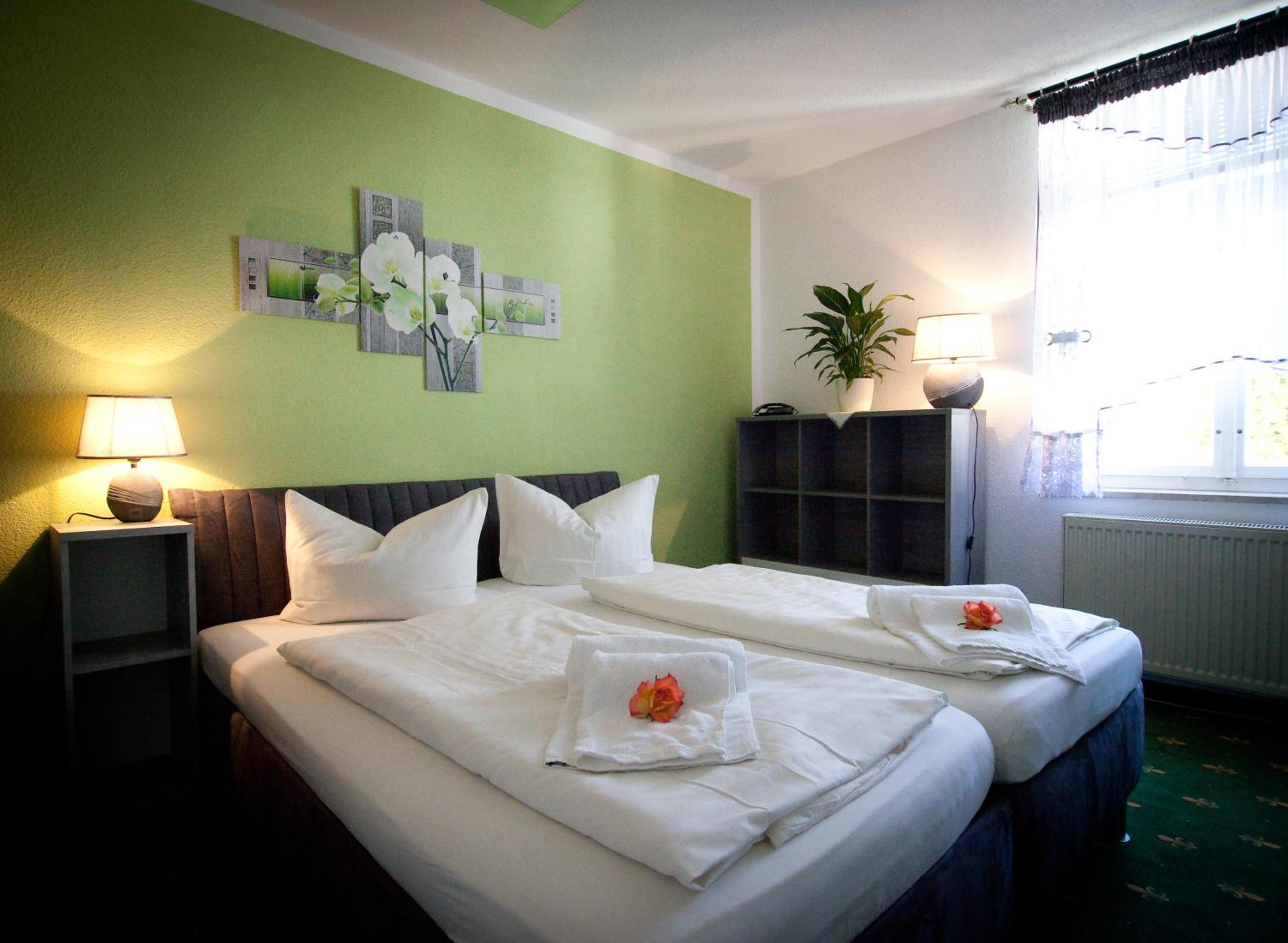 Double Room - Photo 9