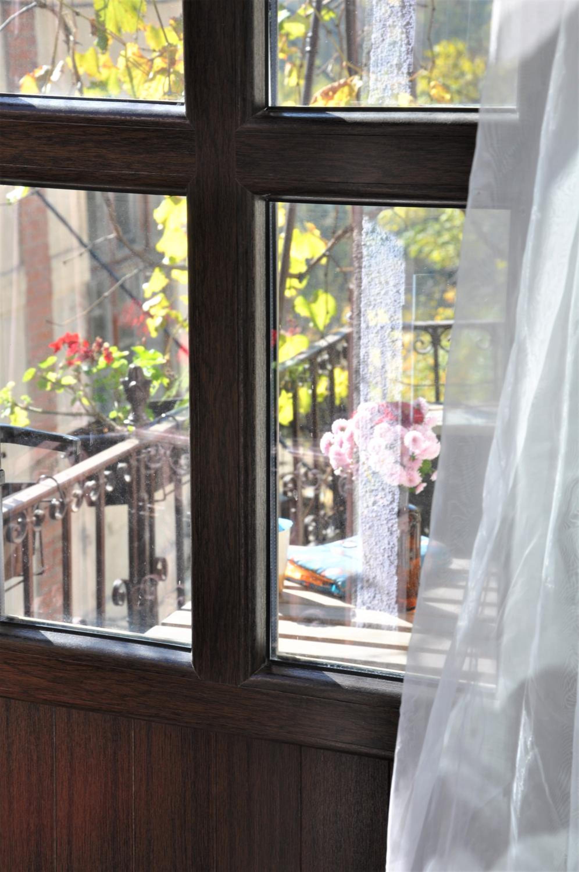 Two-Bedroom Apartment with Balcony - Photo 26