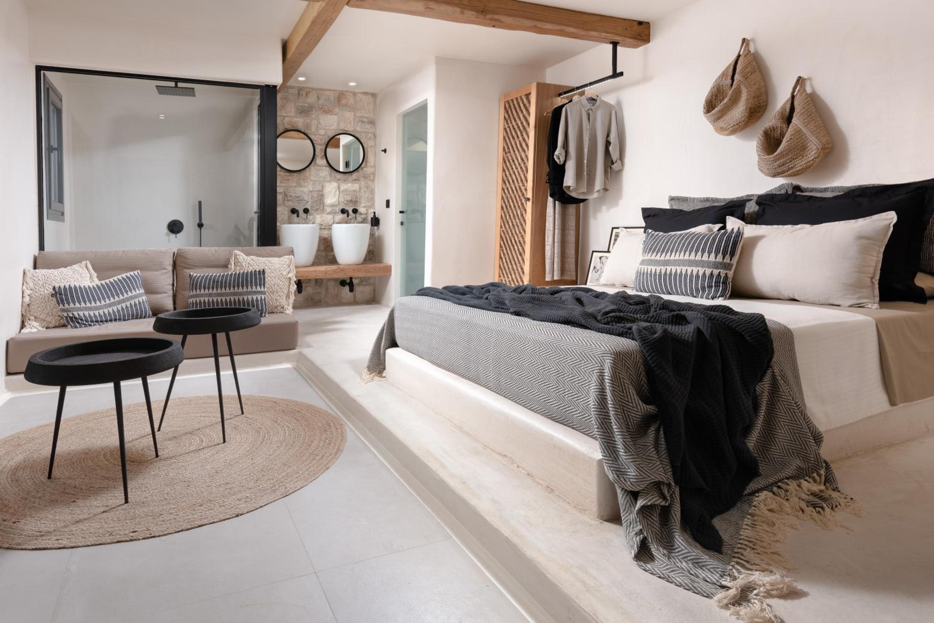 King Suite with Spa Bath