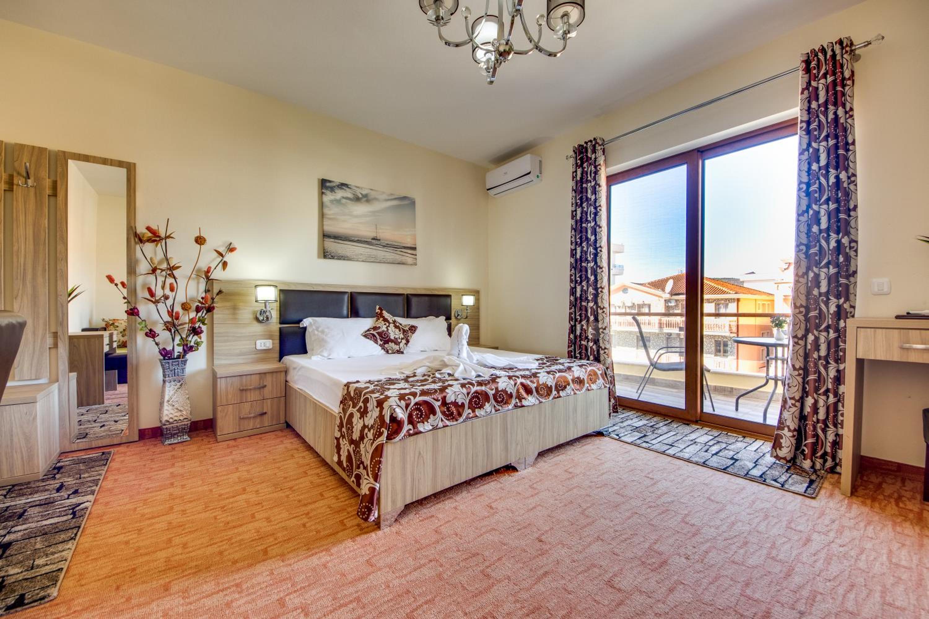 Quadruple Room with Balcony