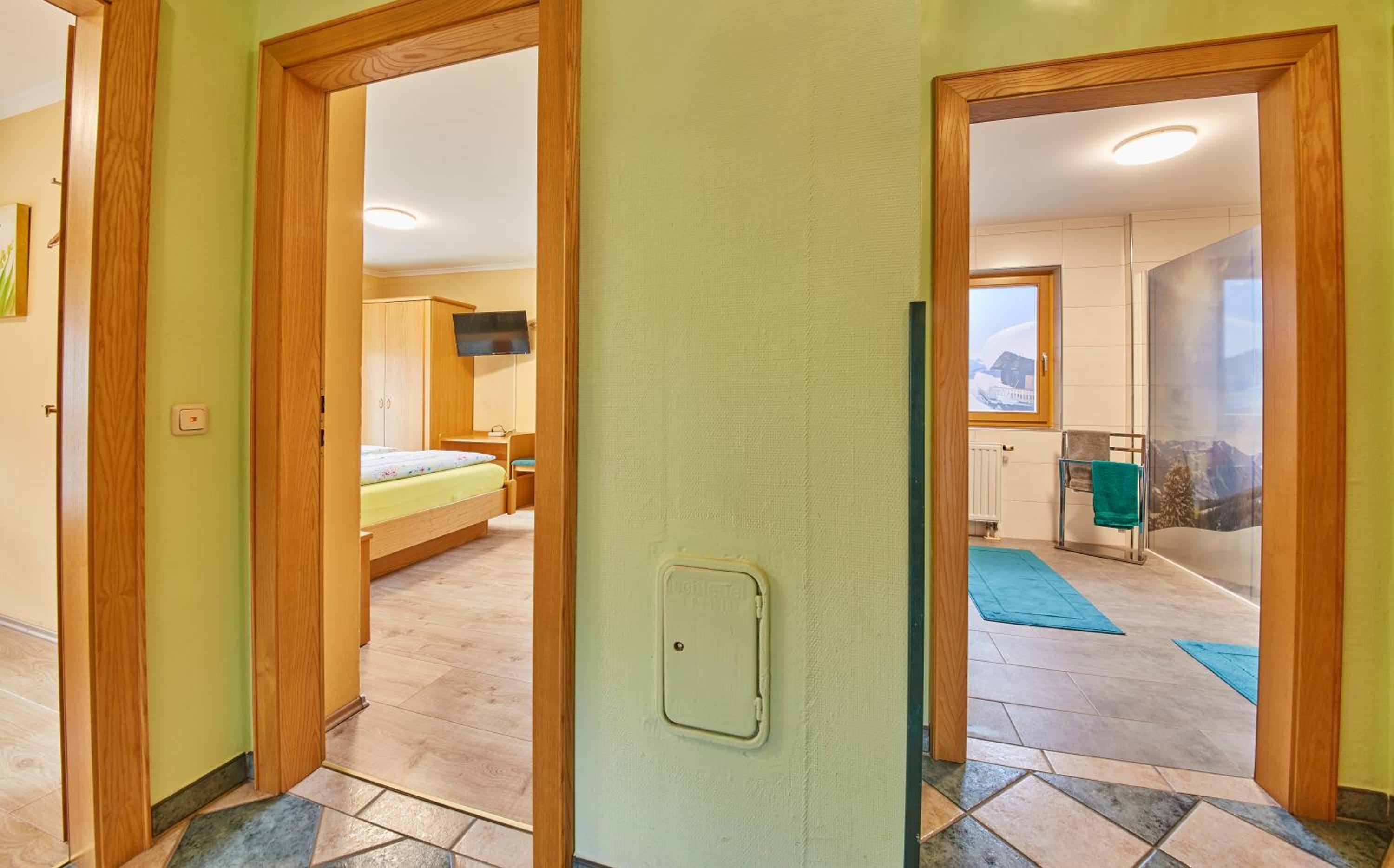 Two-Bedroom Apartment with Balcony photo 1