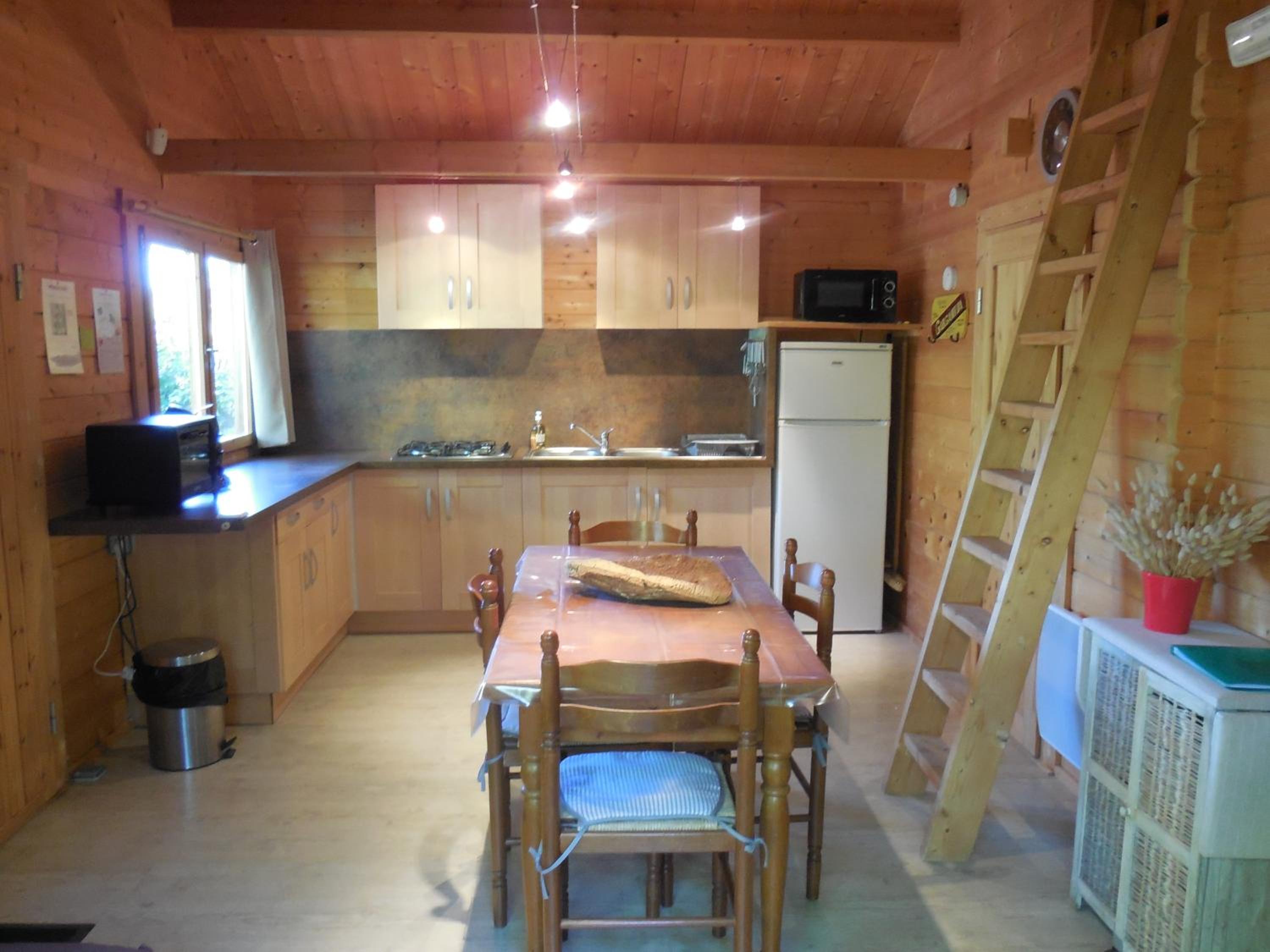 One-Bedroom House - Photo 15
