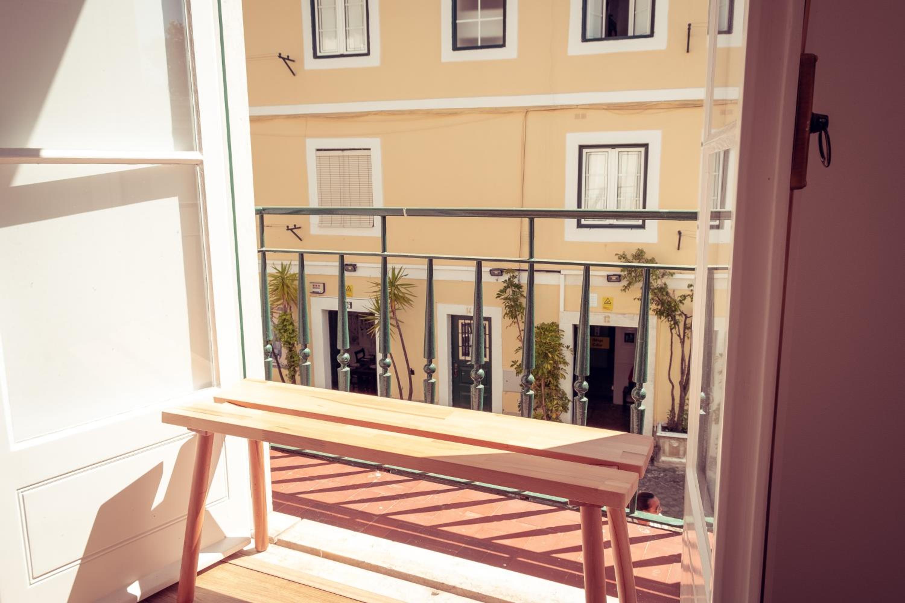 One-Bedroom Apartment with Balcony photo 2