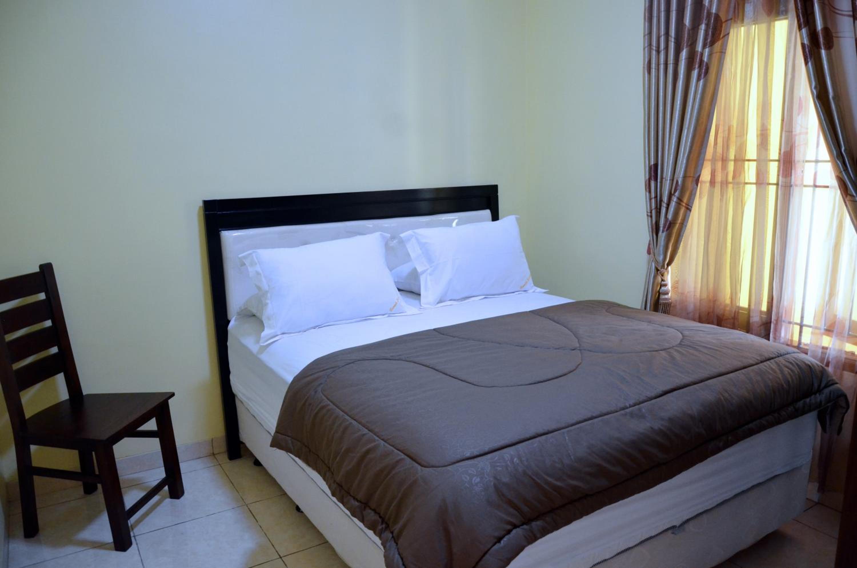 Villa - Photo 1