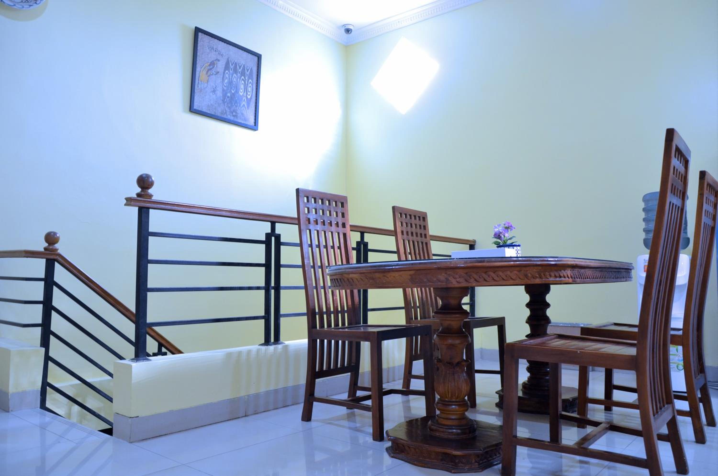 Villa - Photo 4