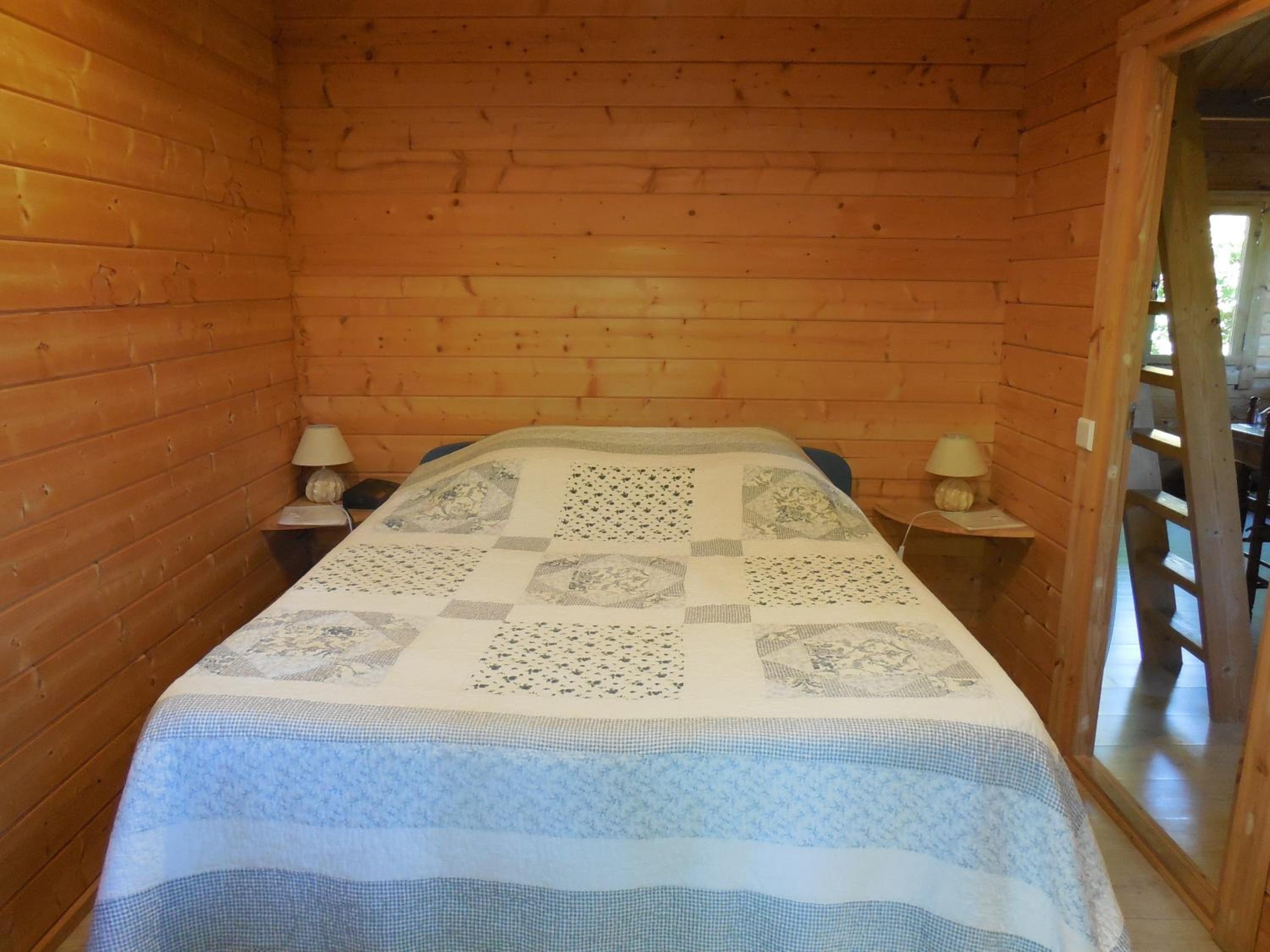 One-Bedroom House - Photo 19