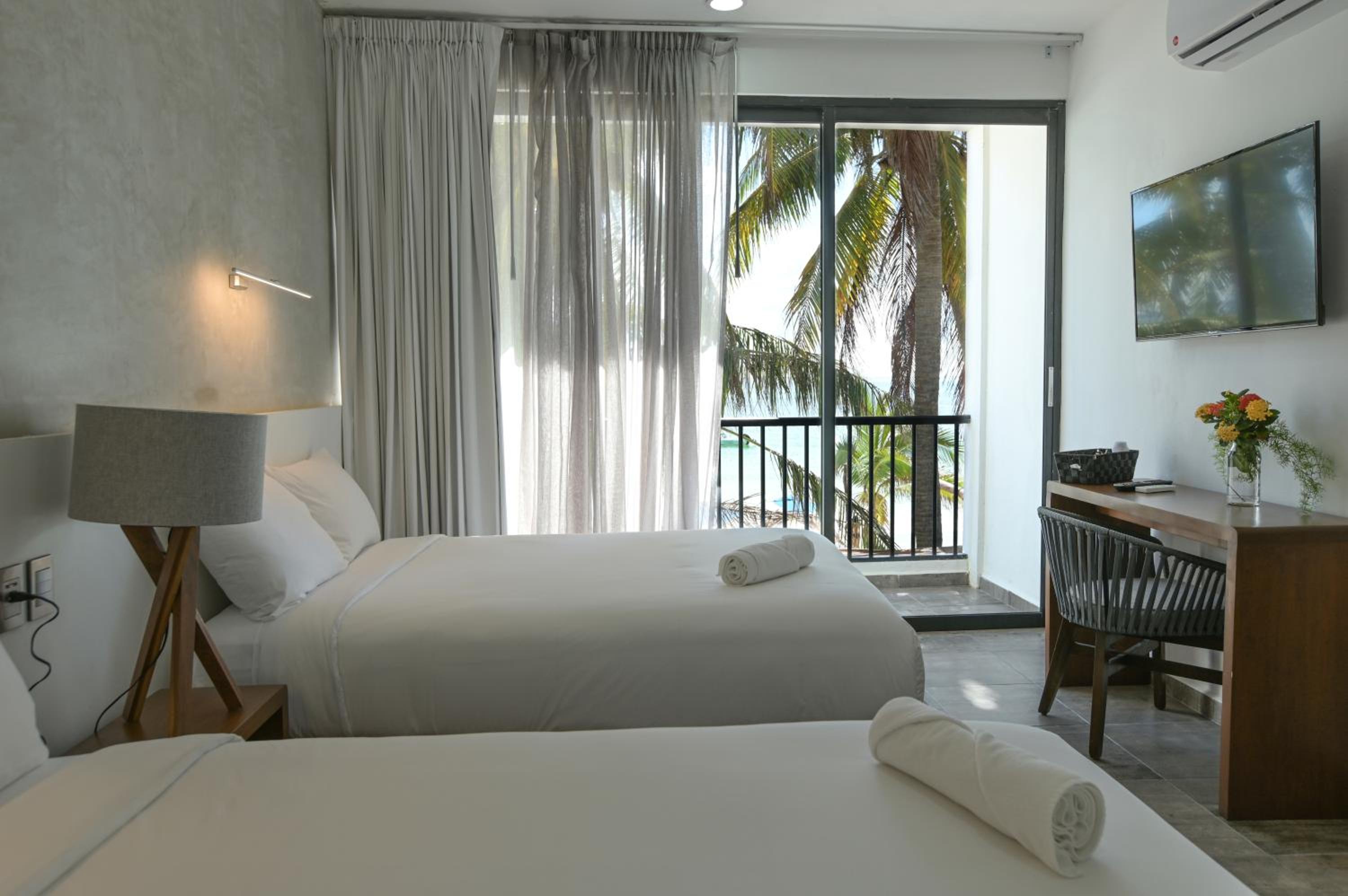 Deluxe Double Room With Sea View