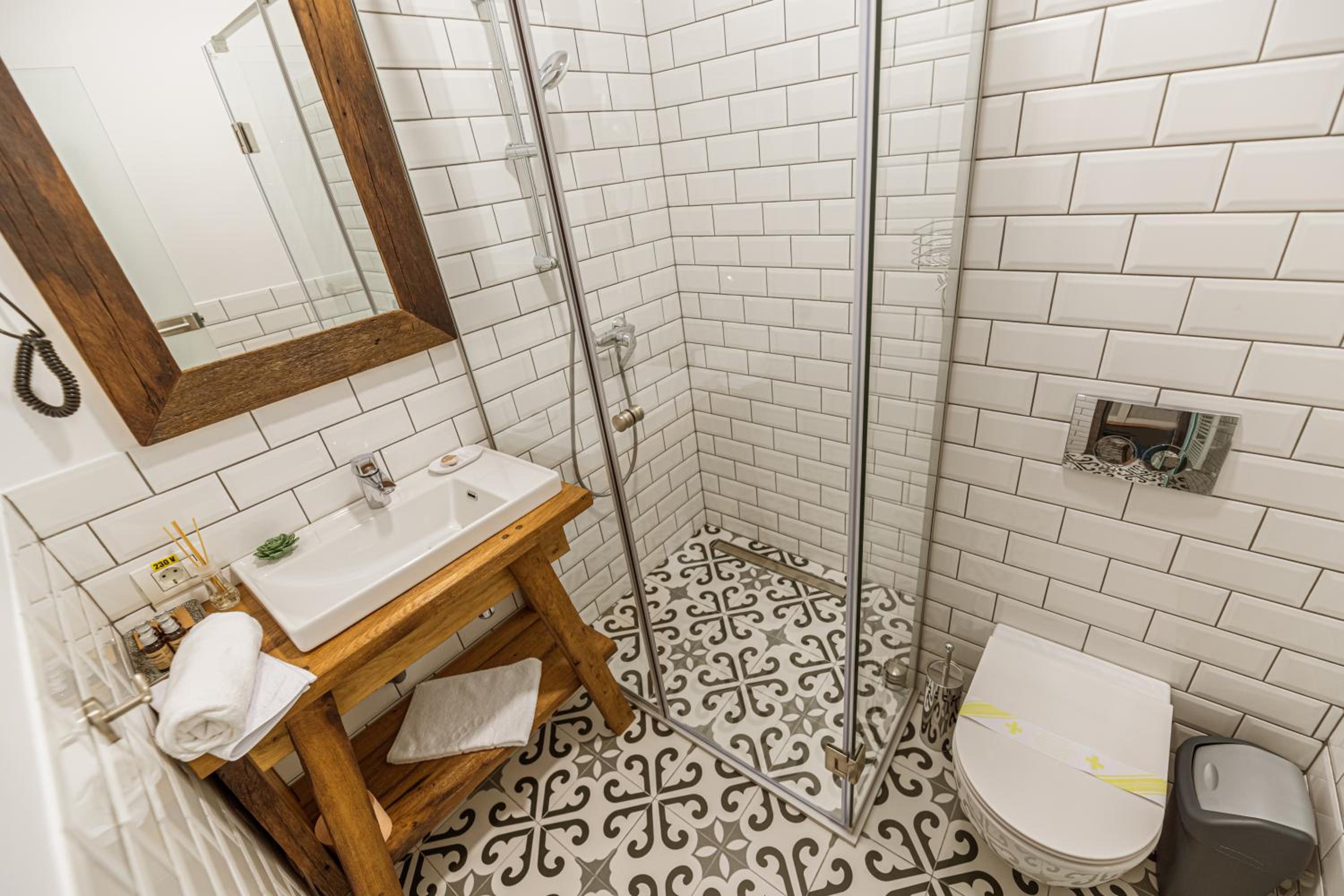 Superior Double Room - Photo 9