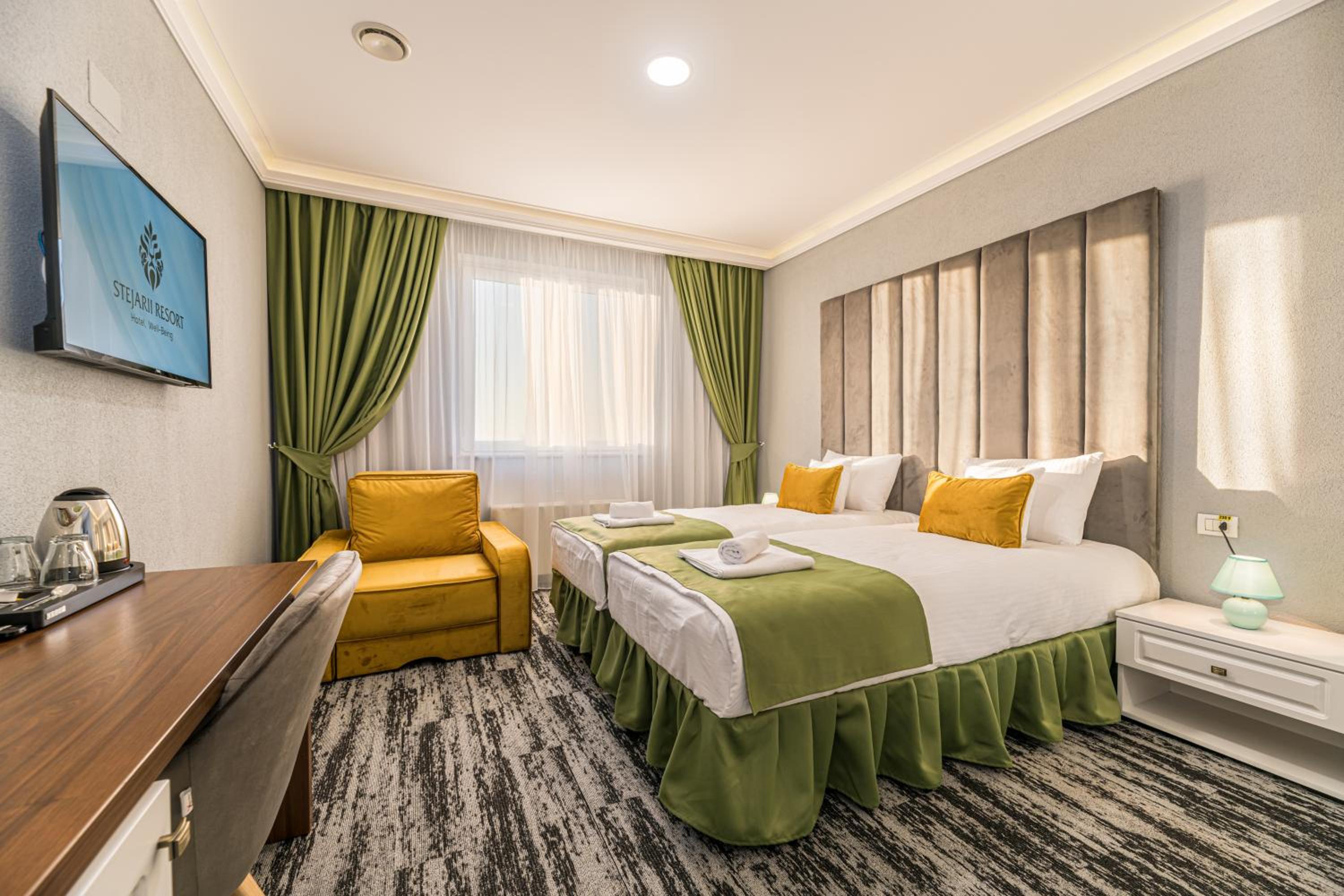 Superior Twin Room - Photo 1