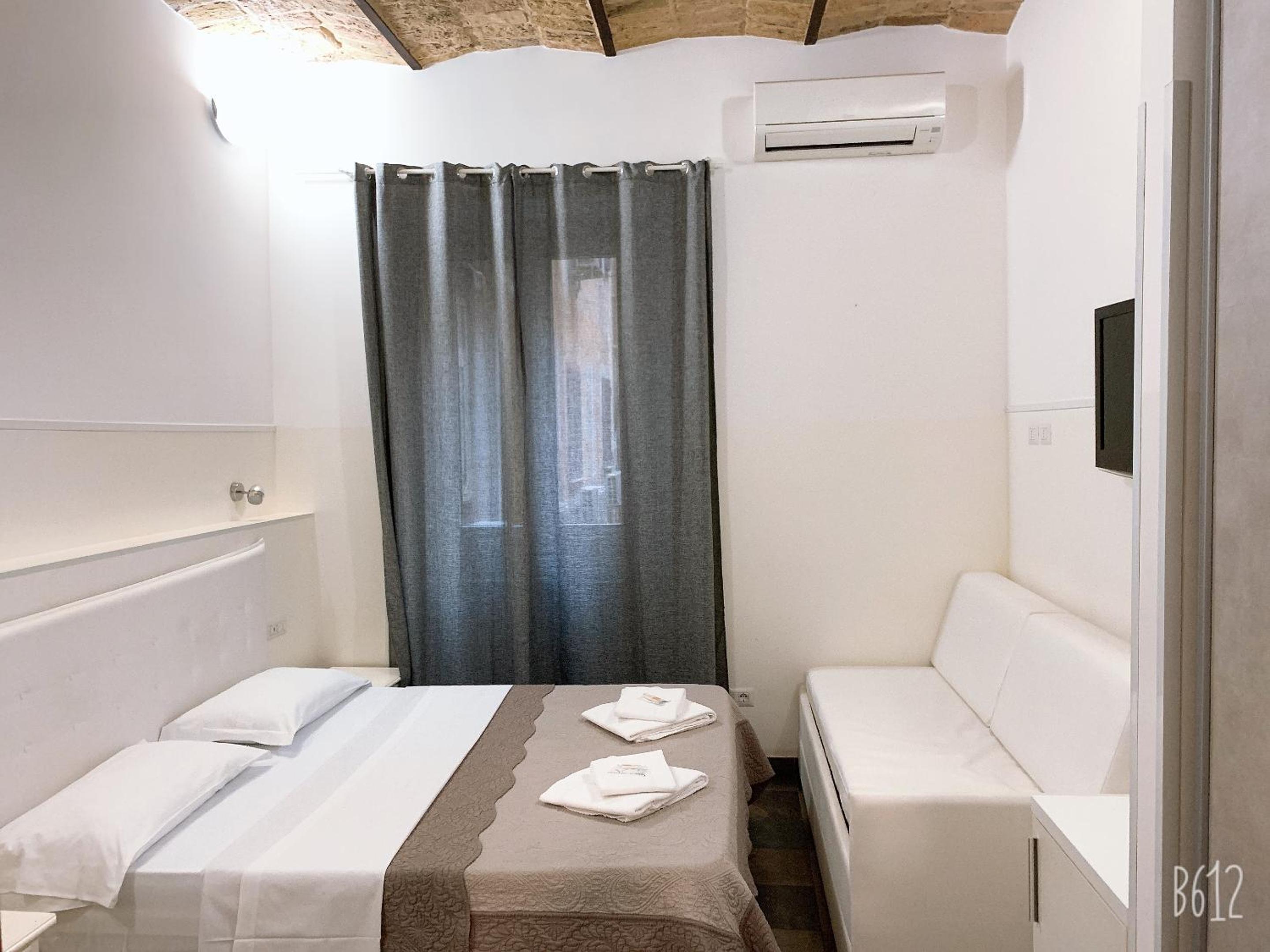 Deluxe Triple Room photo 1