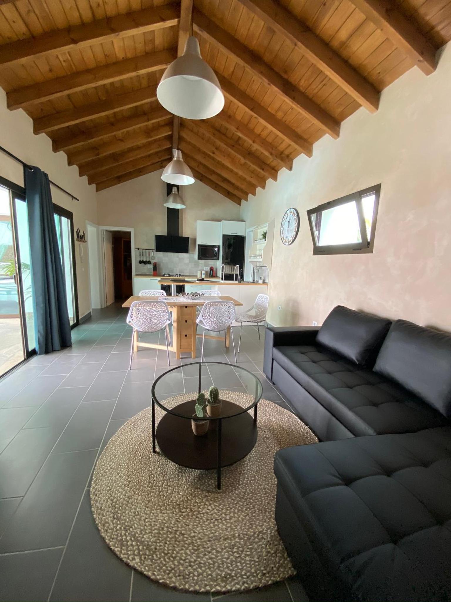 Casa de cinco habitaciones
