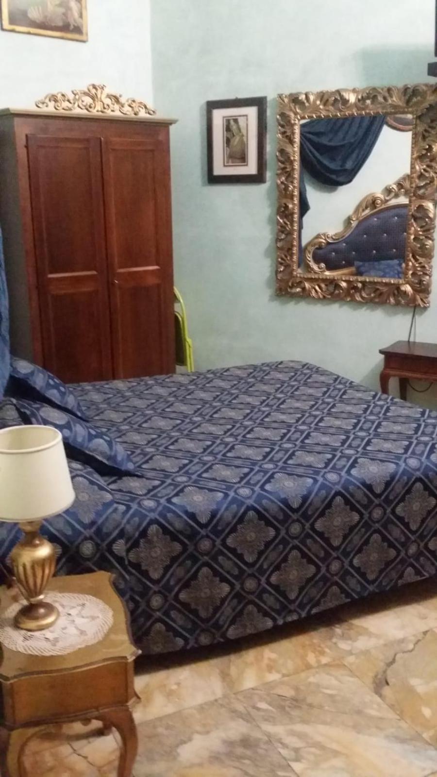 Double Room - Photo 8