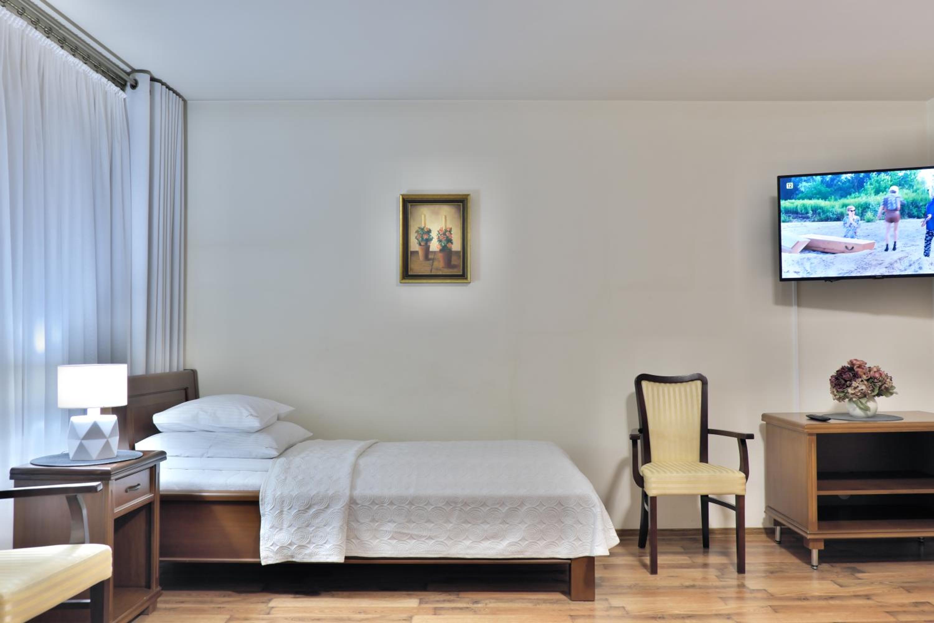 Superior Quadruple Room - Photo 6