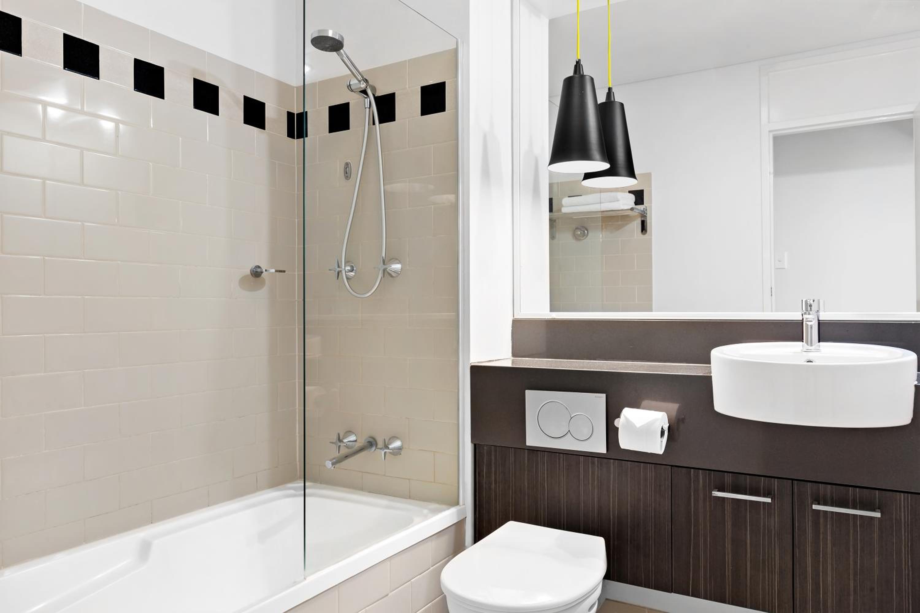 Two-Bedroom Apartment - Photo 4