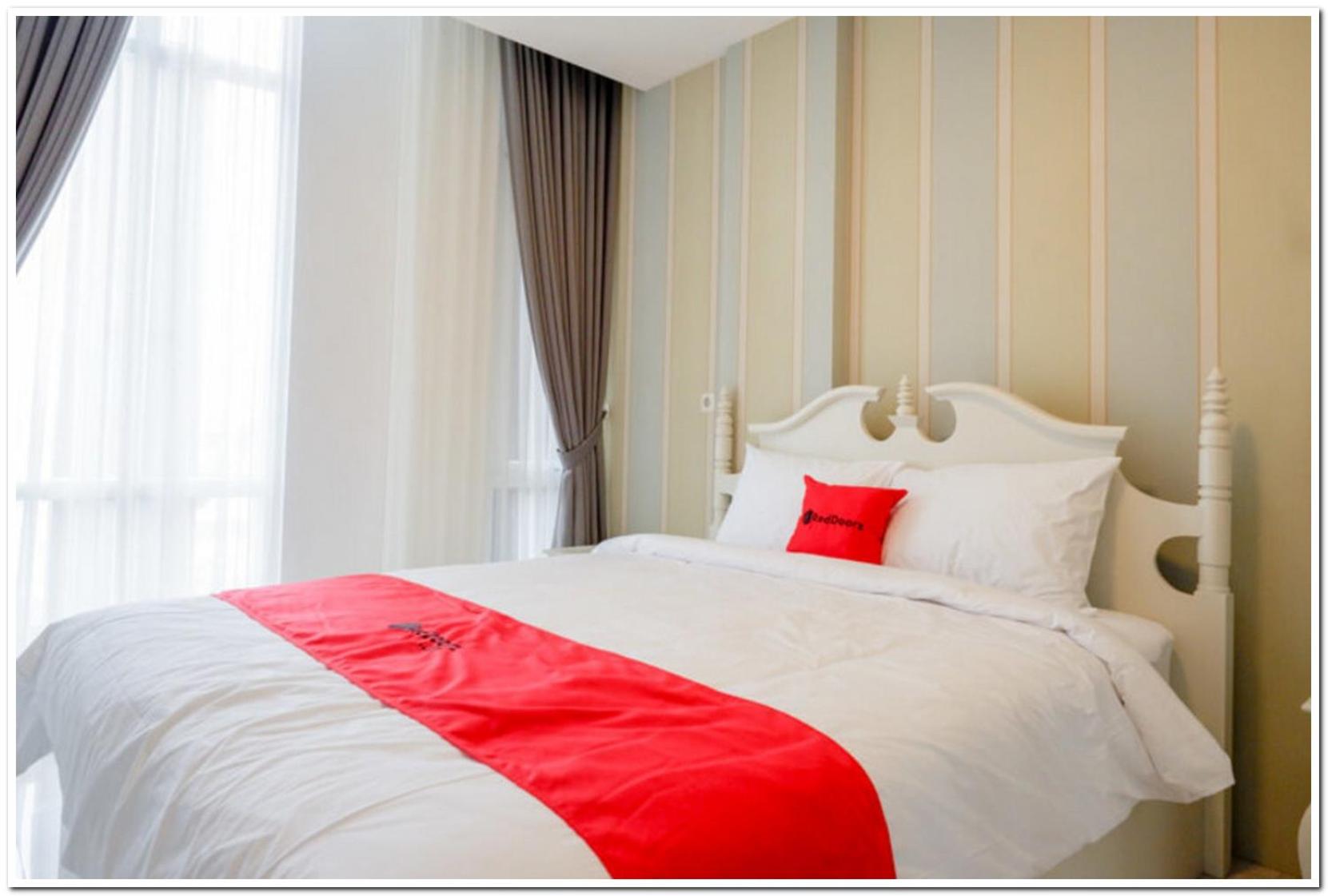 Standard Double Room - Photo 10