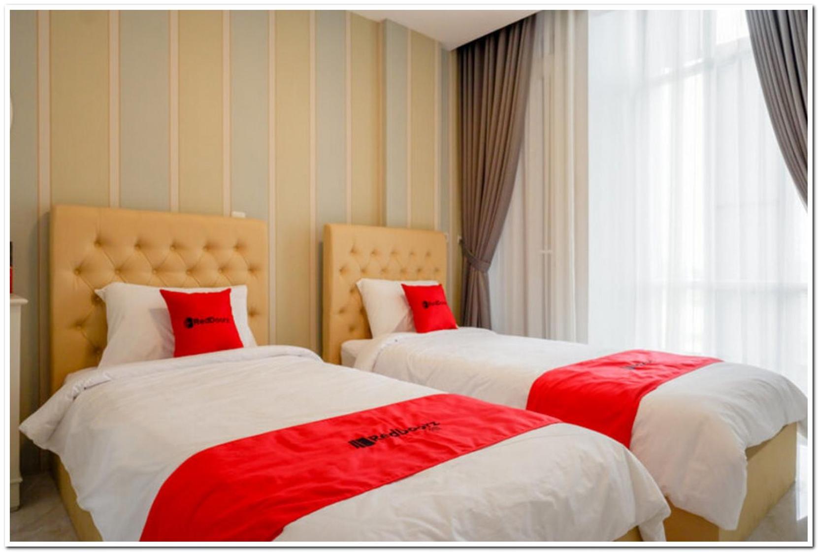 Standard Twin Room - Photo 8