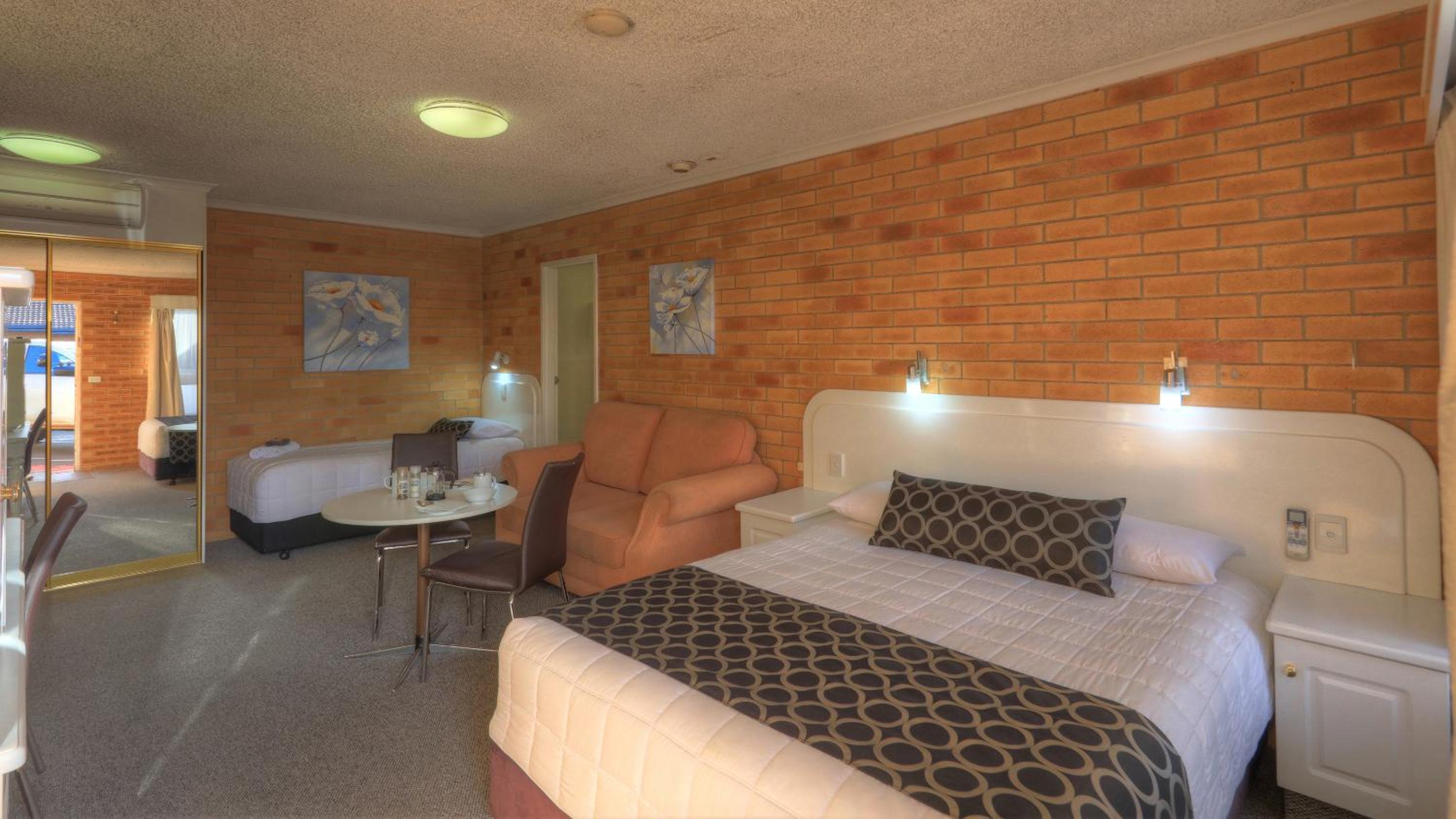 Executive Suite photo 2