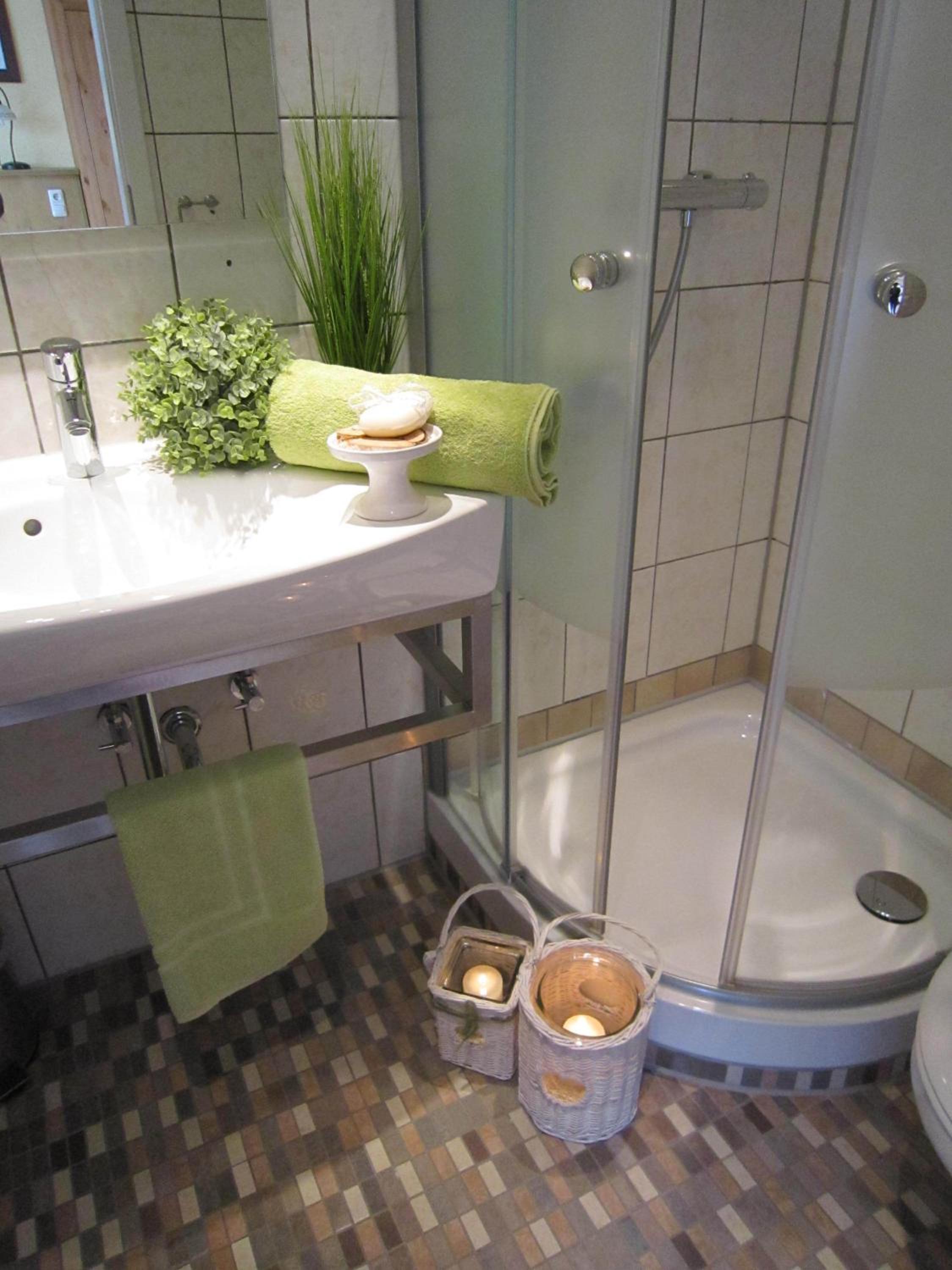Single Room with Private Bathroom photo 3