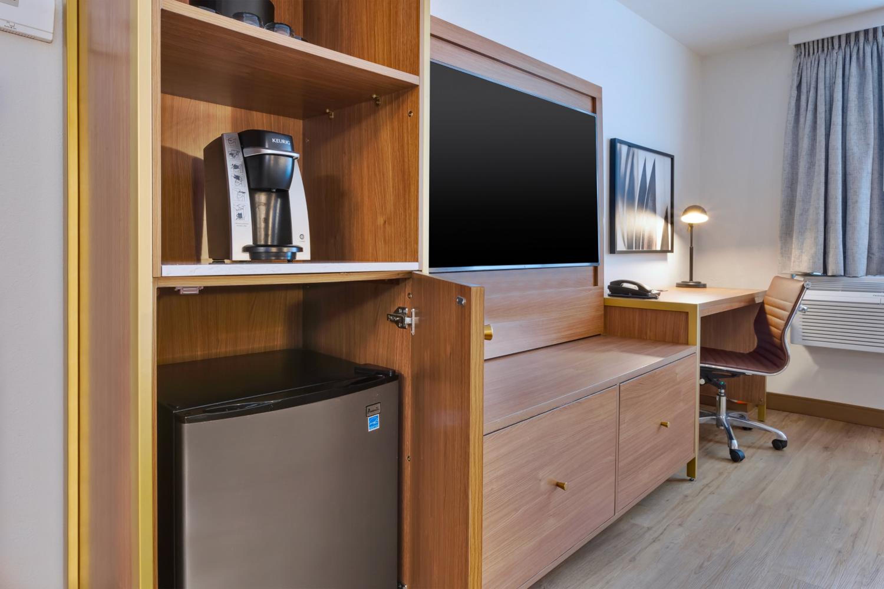 Standard Room - Photo 8