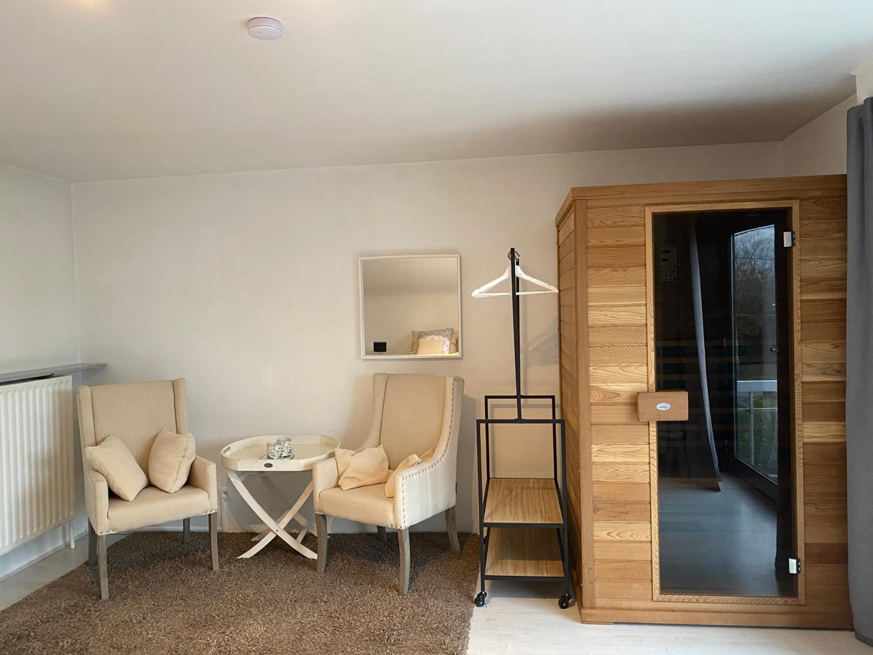 Three-Bedroom Villa photo 2