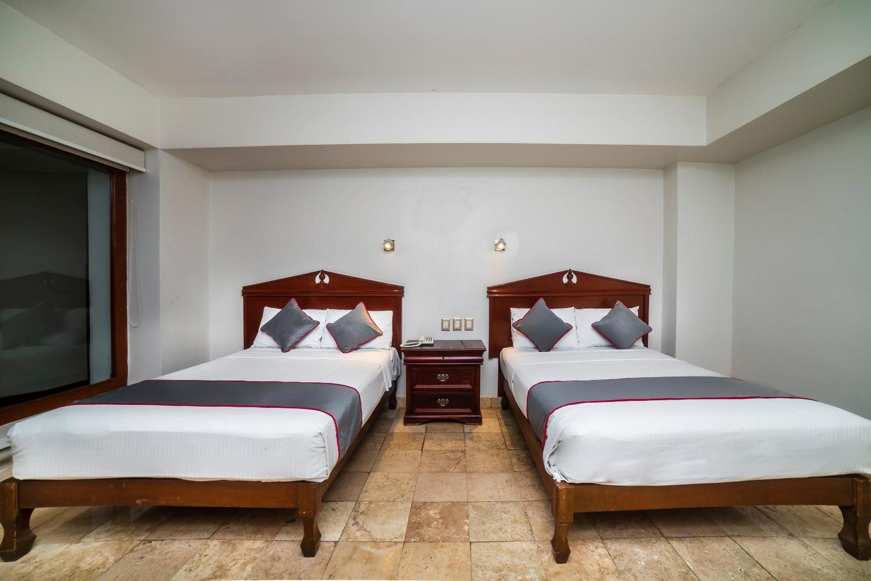 Standard Two Beds  - Photo 13