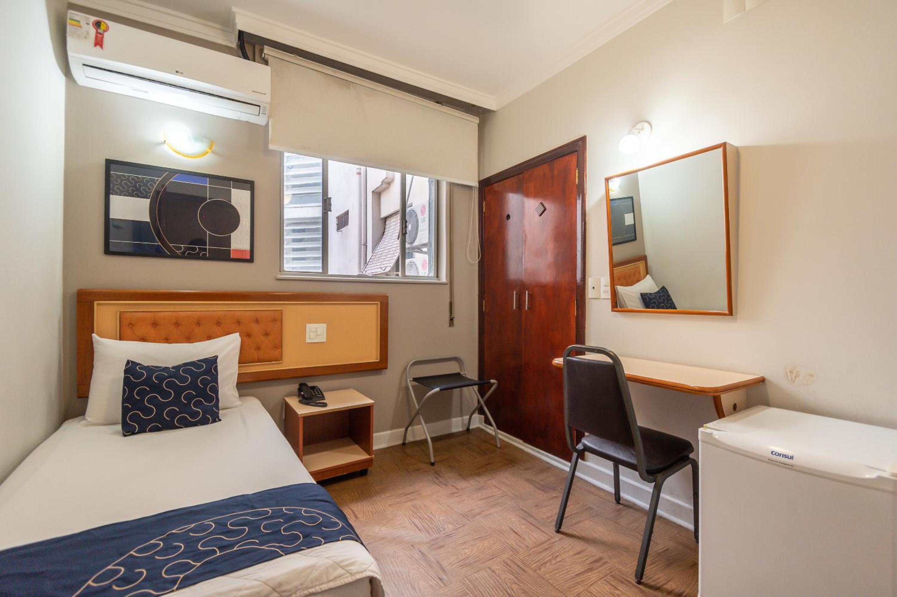 Single Room photo 2