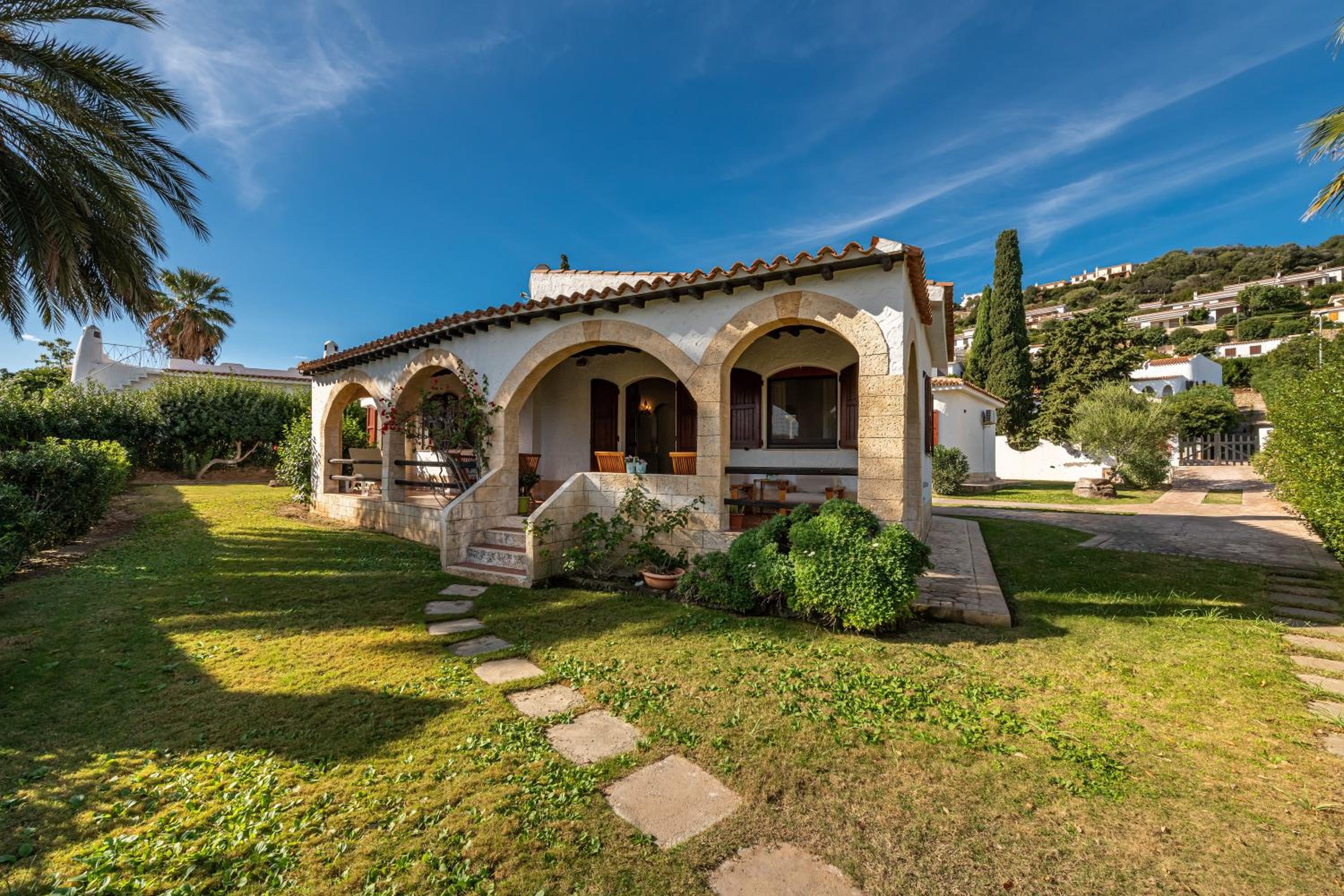 Villa photo 2